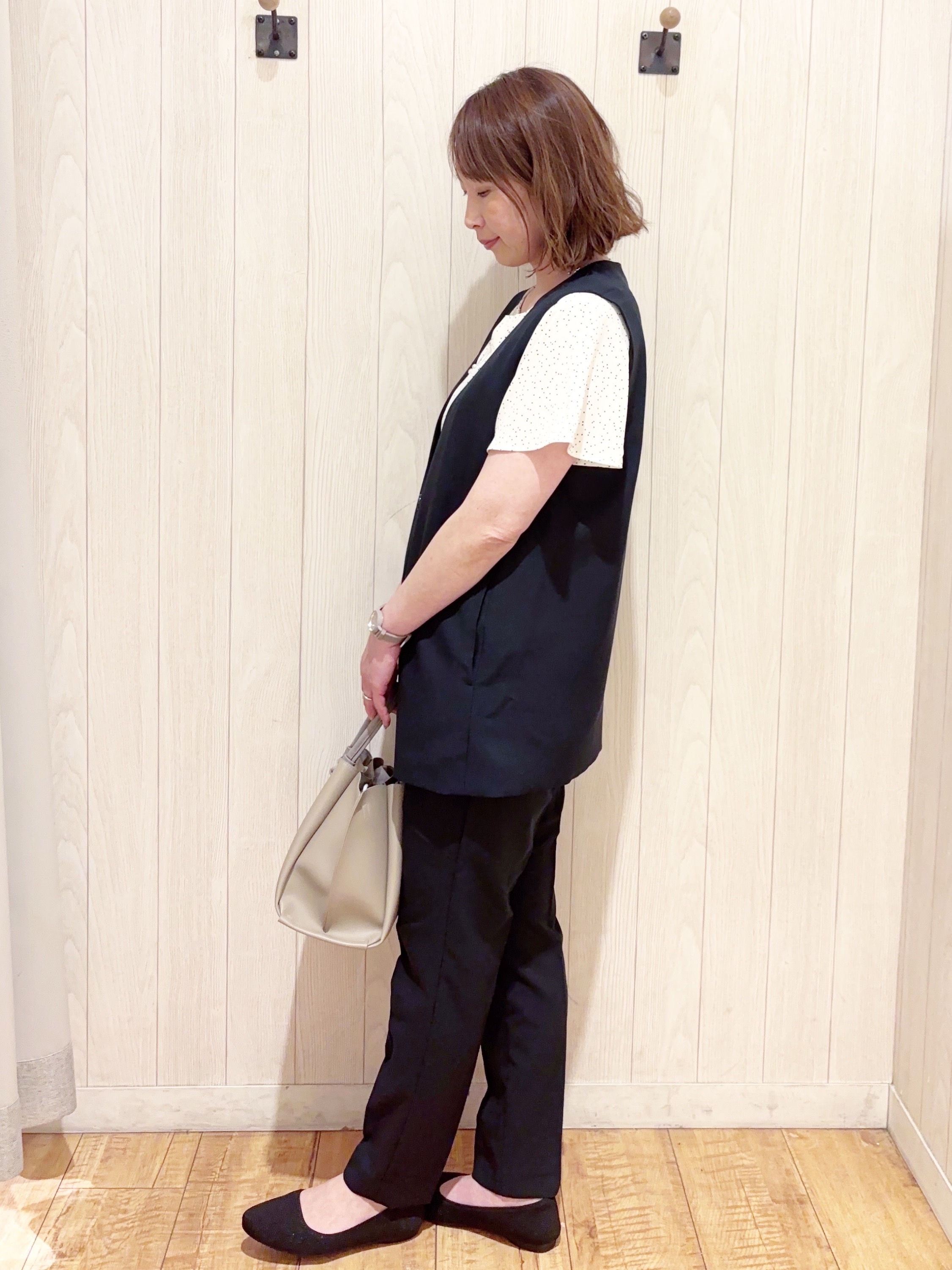 あいこさんの「SHOO･LA･RUE｜【セットアップ可/洗濯後しわになりにくい/S-LL】シンプルで合わせやすい ノーカラージレ」を使ったコーディネート