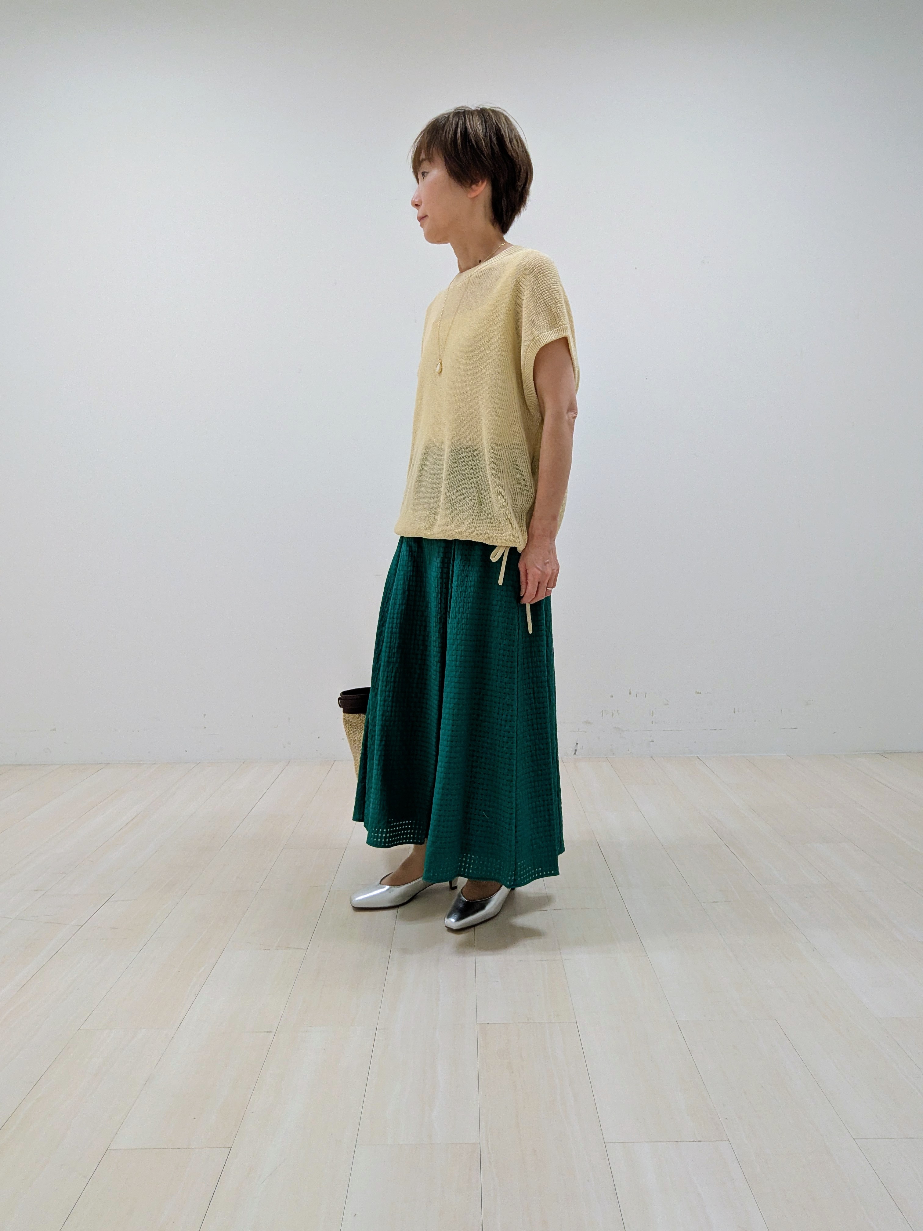 nishiさんの「Reflect｜【レイヤードにおすすめ◎】畦編みフレンチスリーブトップス」を使ったコーディネート
