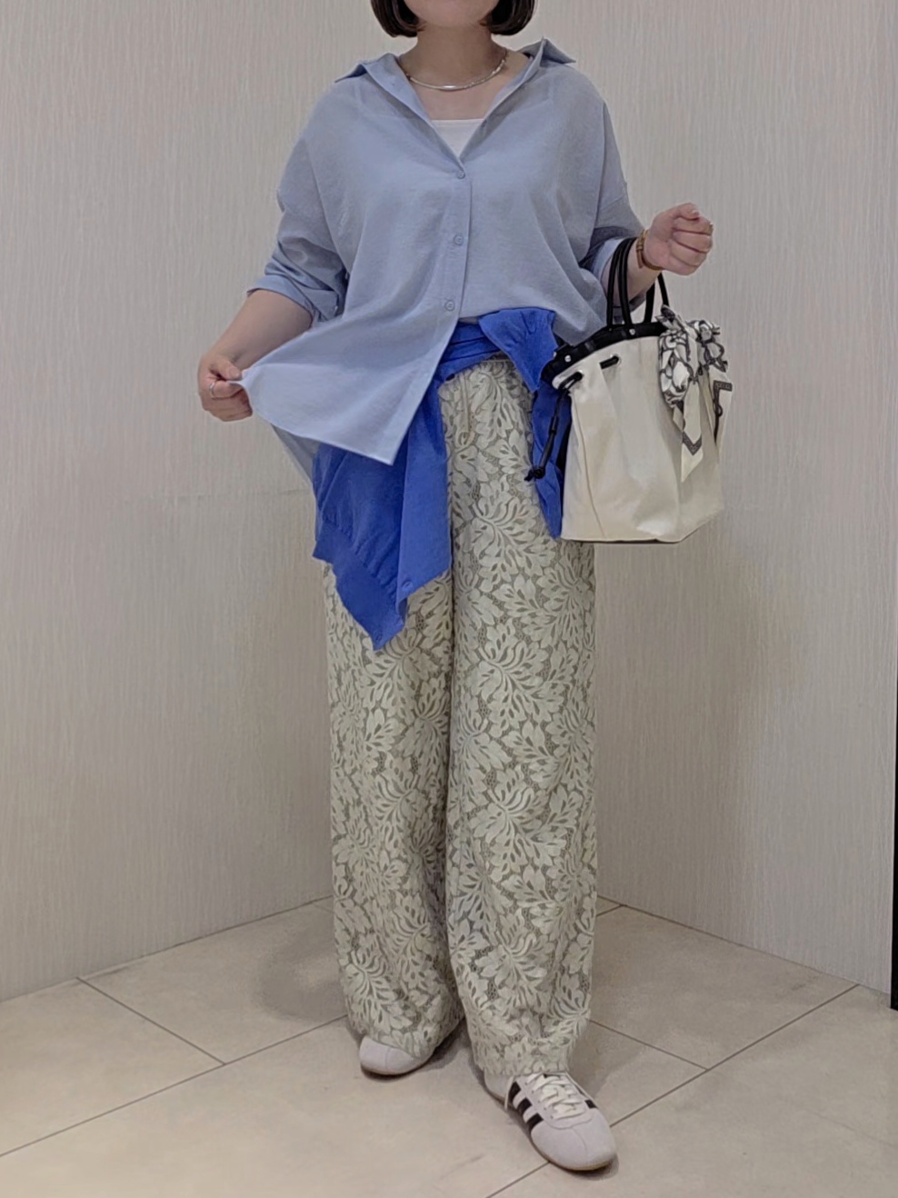 naokoさんの「UNTITLED｜【2WAY/マシンウォッシャブル】カシュクールデザインシャツ」を使ったコーディネート