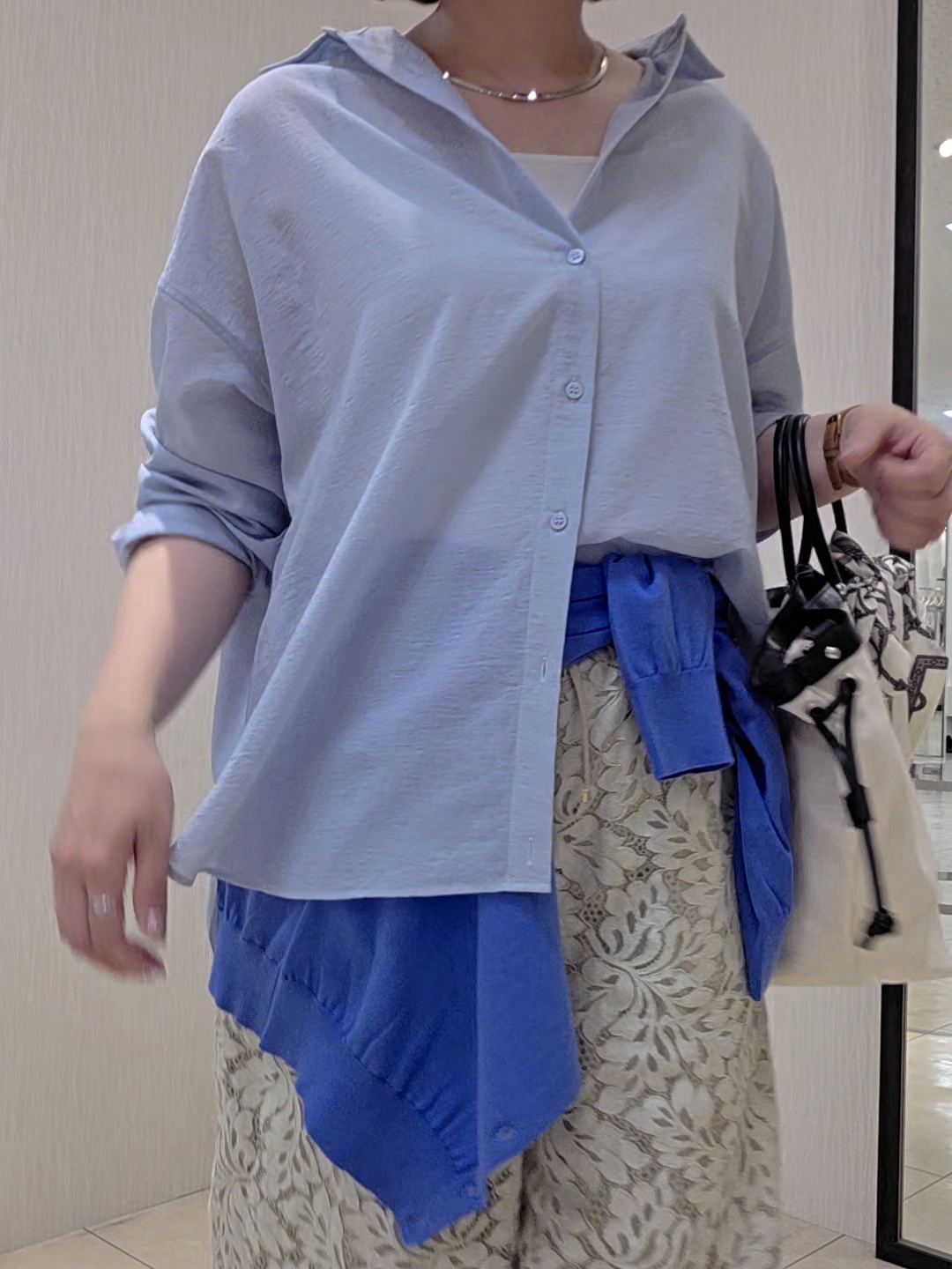 naokoさんの「UNTITLED｜【2WAY/マシンウォッシャブル】カシュクールデザインシャツ」を使ったコーディネート