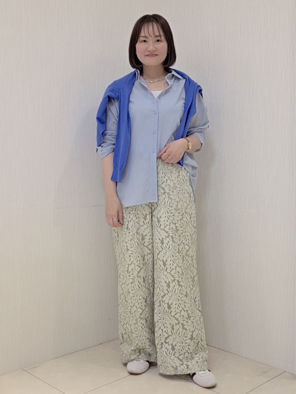 naokoさんの「UNTITLED｜【2WAY/マシンウォッシャブル】カシュクールデザインシャツ」を使ったコーディネート