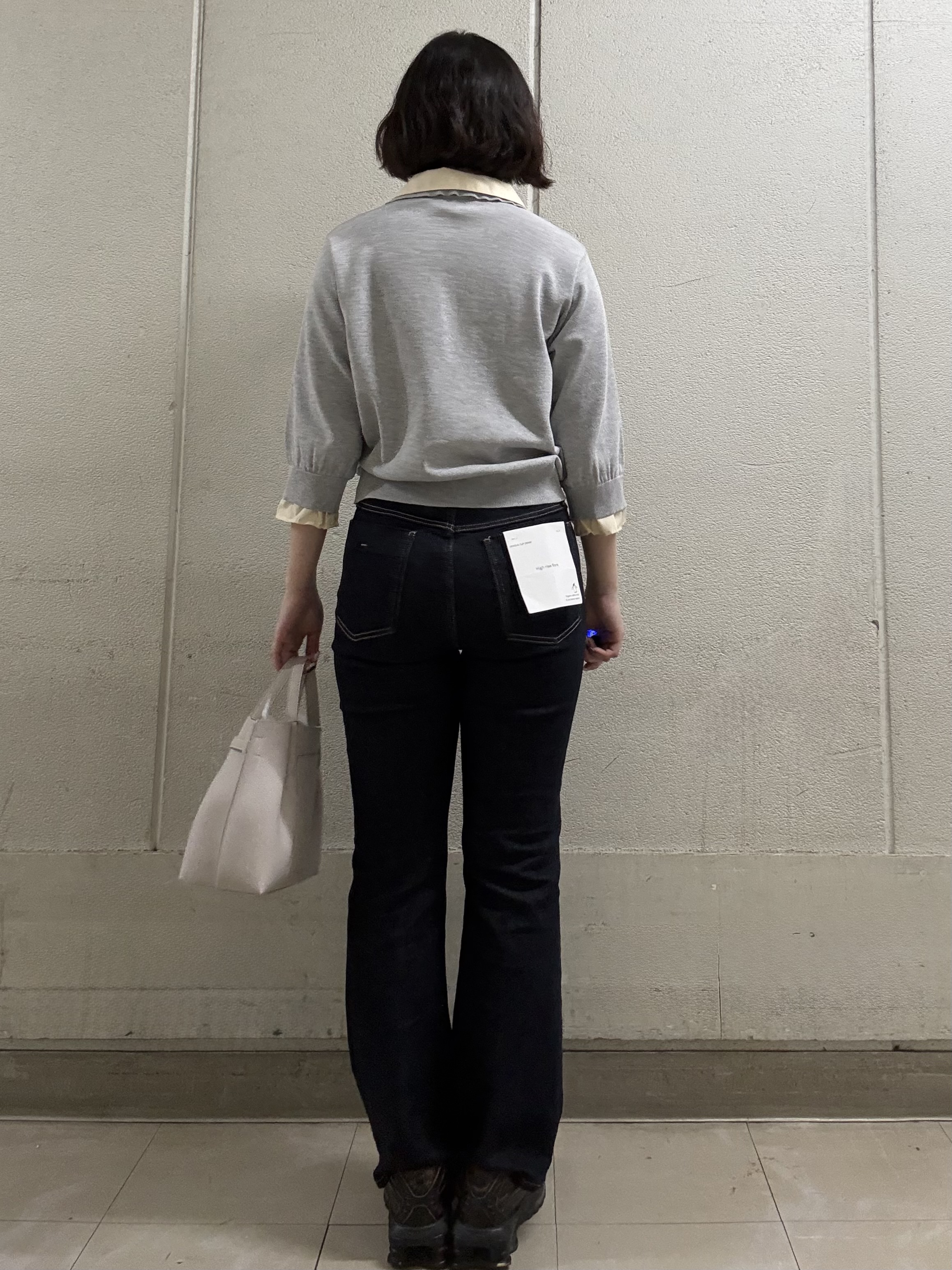 Itoさんの「OPAQUE.CLIP｜シャツレイヤード風ポロニット【洗濯機OK】」を使ったコーディネート