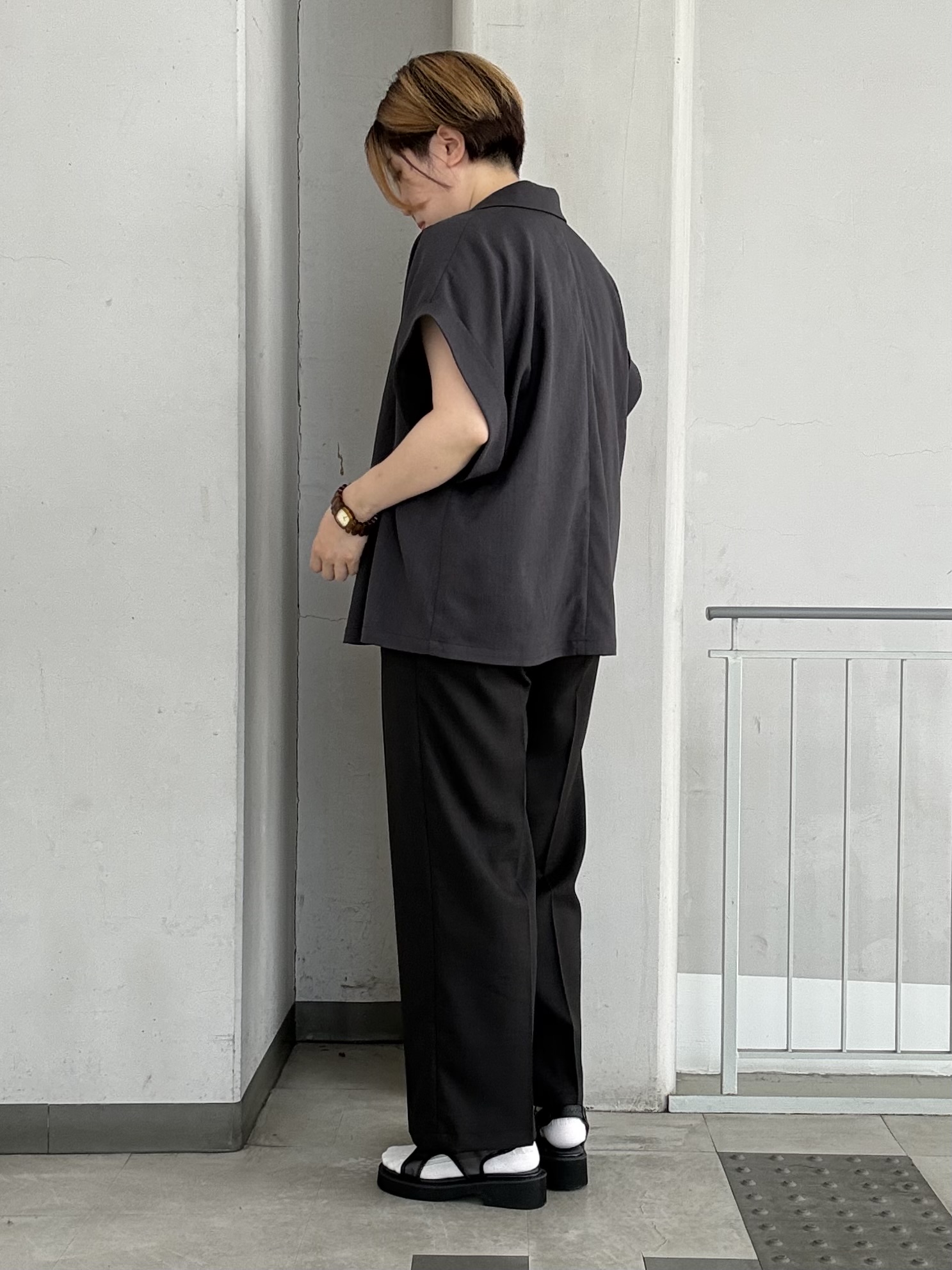 aiさんの「THE SHOP TK｜【夏の通勤スタイルに】涼やかな着心地 麻調ダブルブレストジャケット」を使ったコーディネート