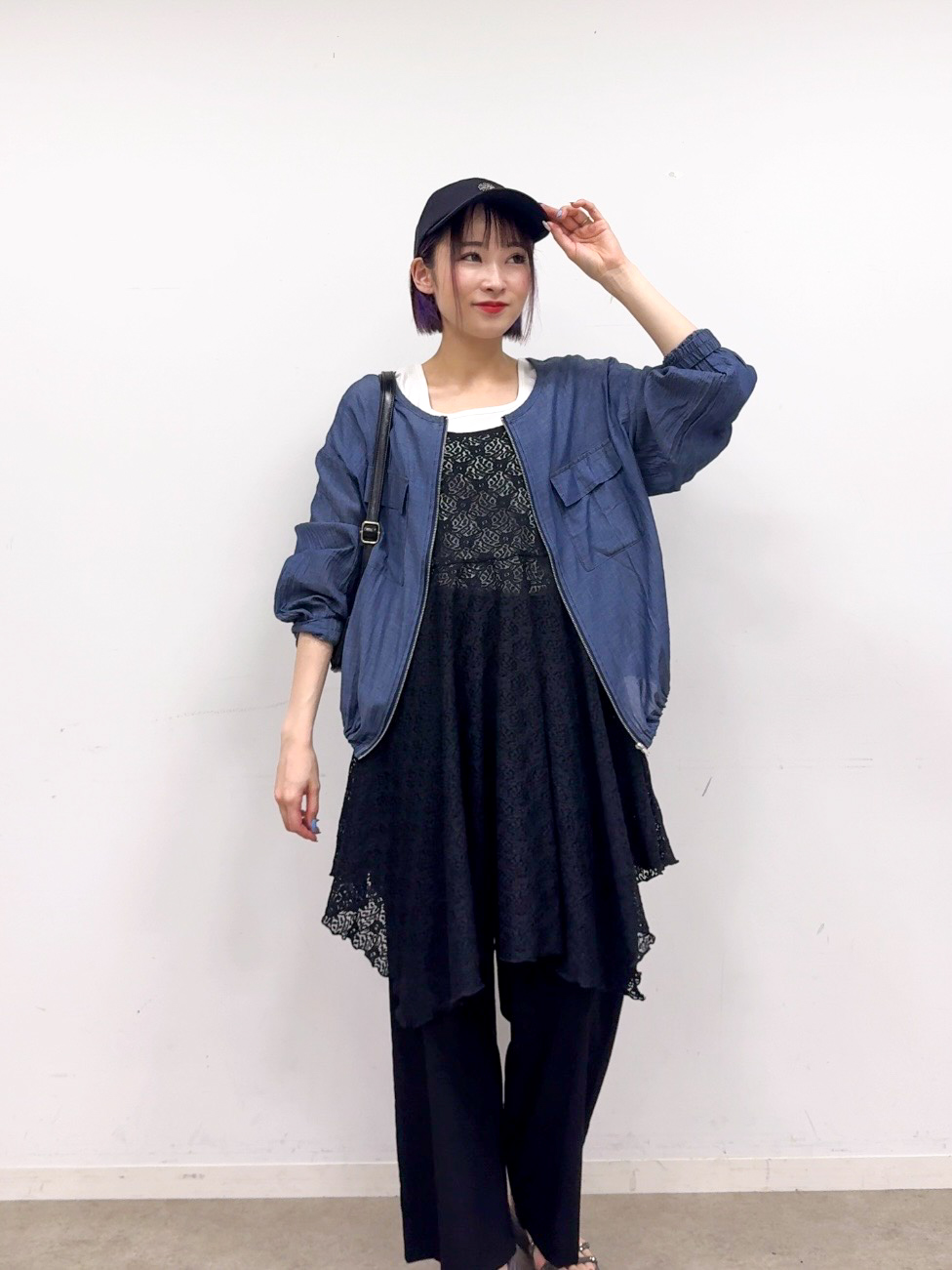𝐜𝐡𝐢𝐤𝐚さんの「SHOO･LA･RUE｜【綿100%/UV/S-LL】優しく透ける 柔らかシアーデニムブルゾン」を使ったコーディネート