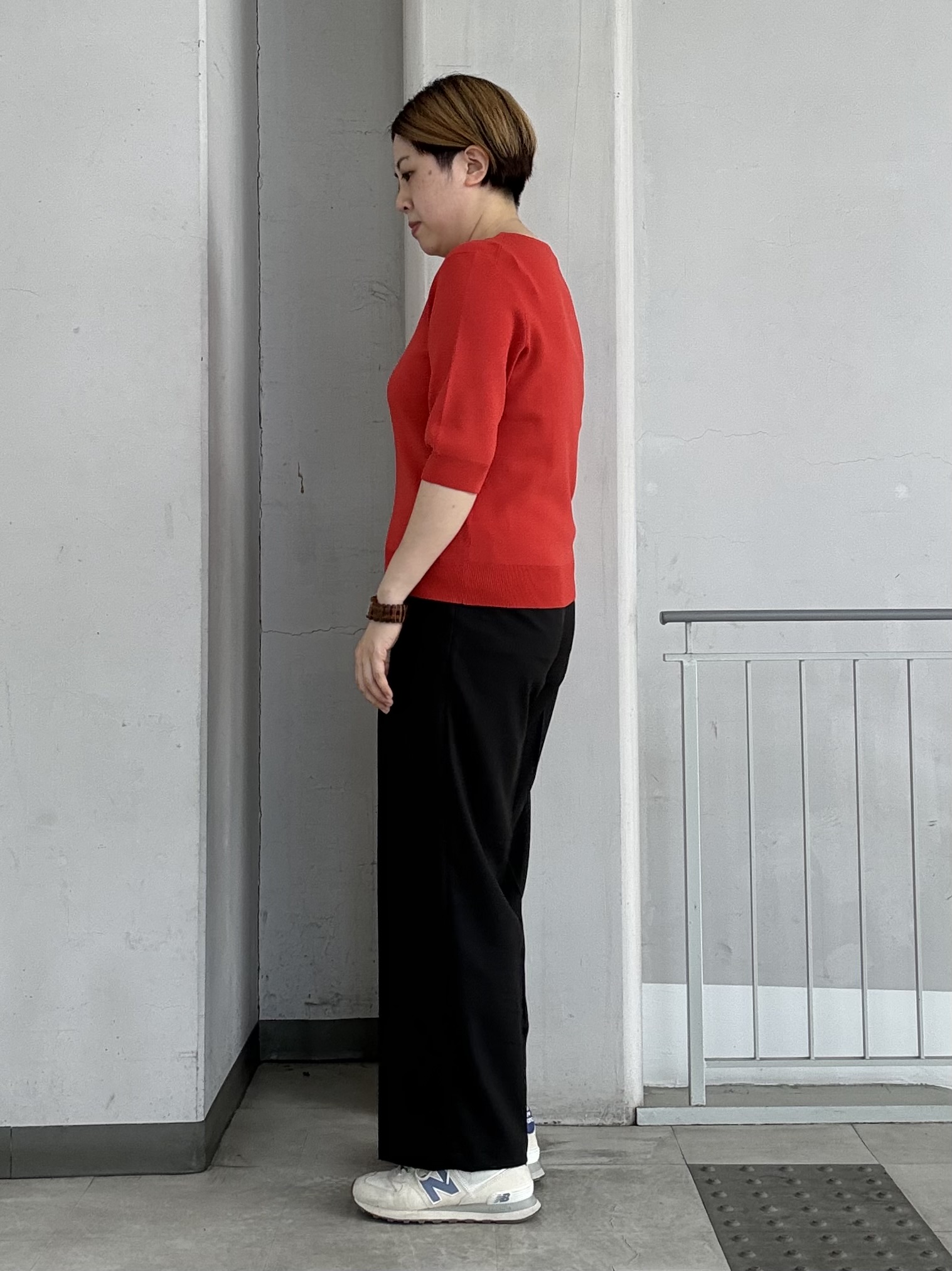 aiさんの「THE SHOP TK｜【S-XL/ひんやりタッチ】美しさ際立つ 6分袖ニット 洗濯機OK/UVケア/毛玉になりにくい」を使ったコーディネート
