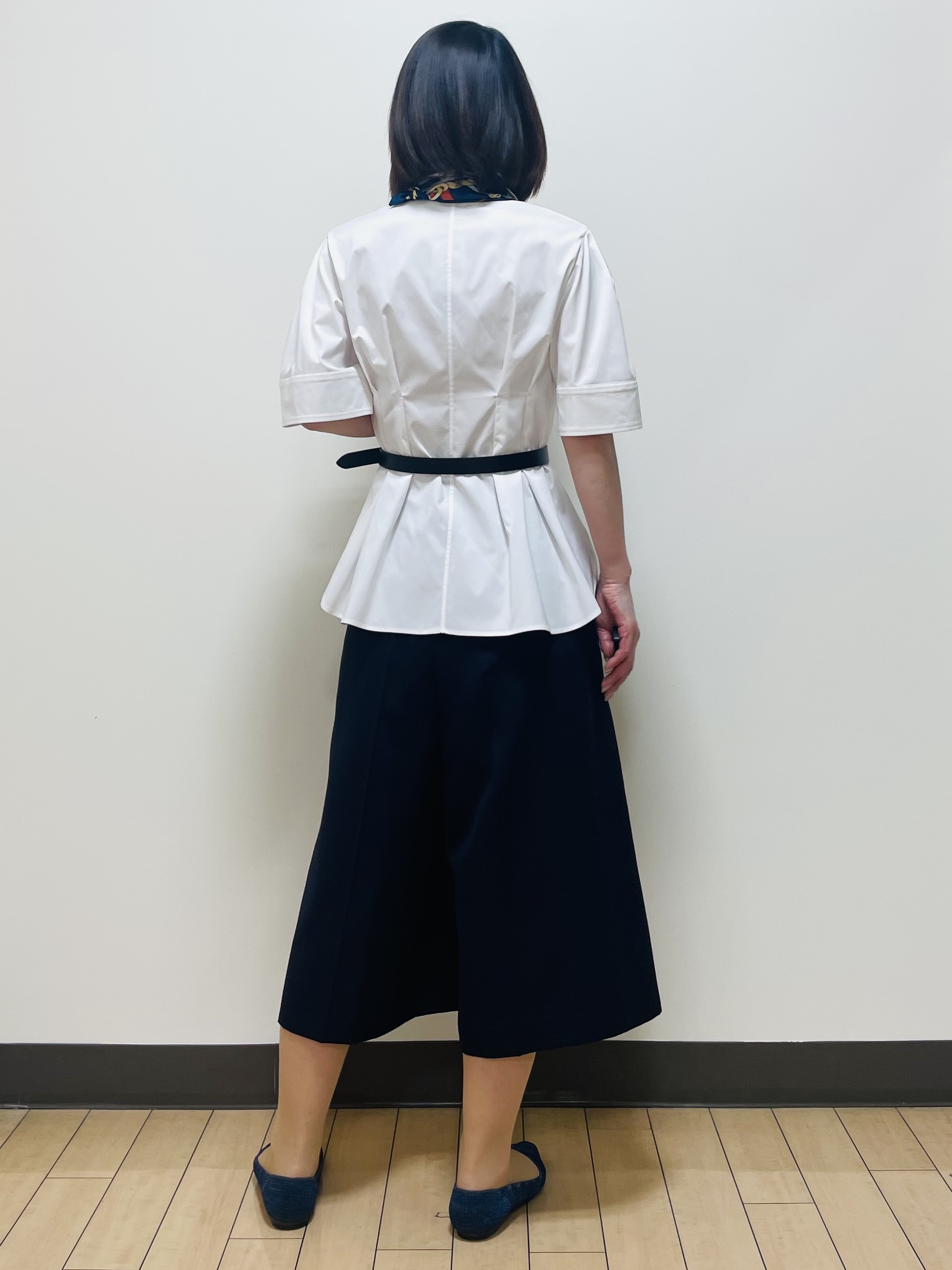 Riiさんの「Reflect｜ボリュームスリーブシャツブラウス」を使ったコーディネート