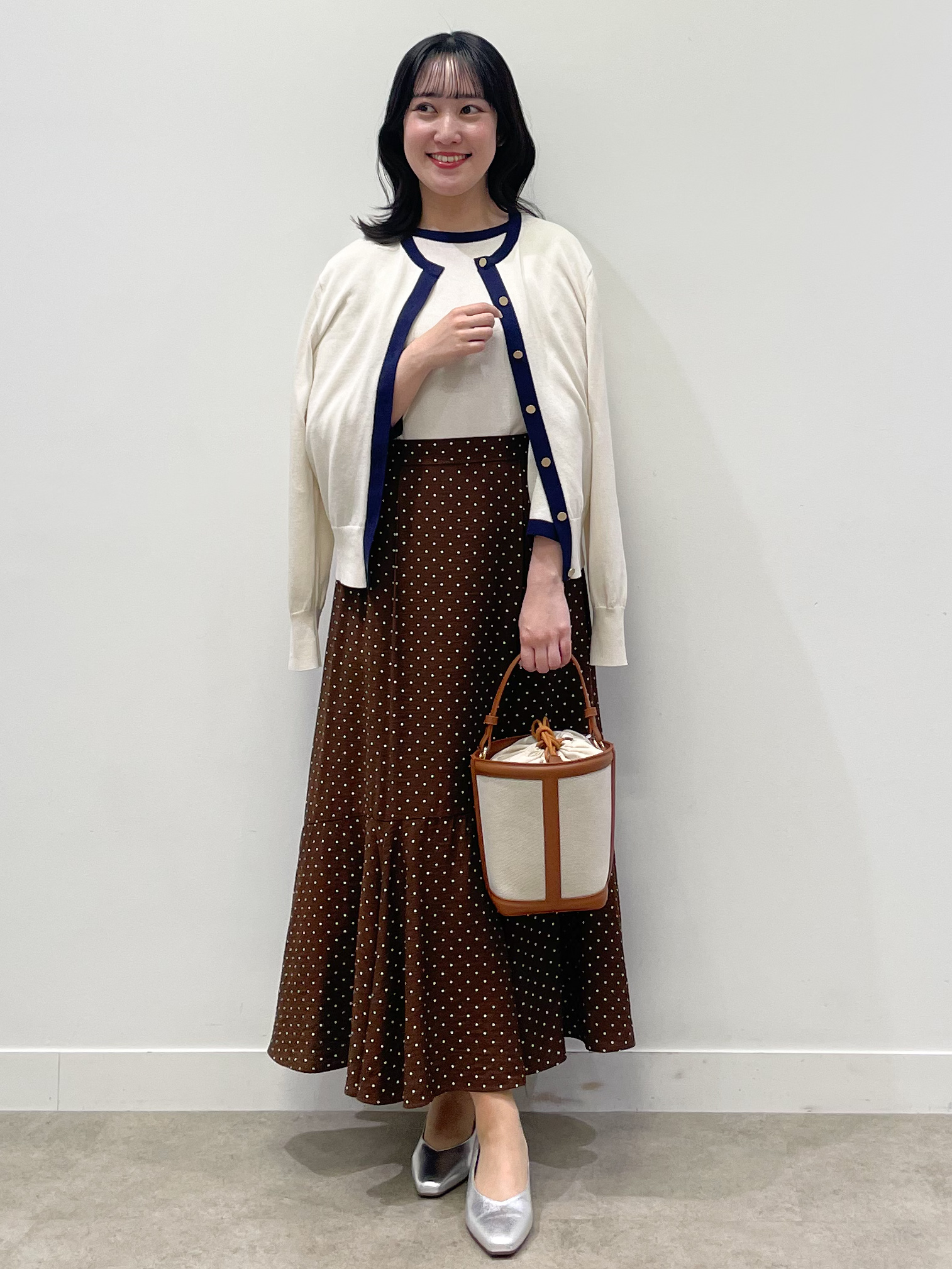 yukariさんの「Reflect｜【アンサンブル可】バイカラーカーディガン」を使ったコーディネート