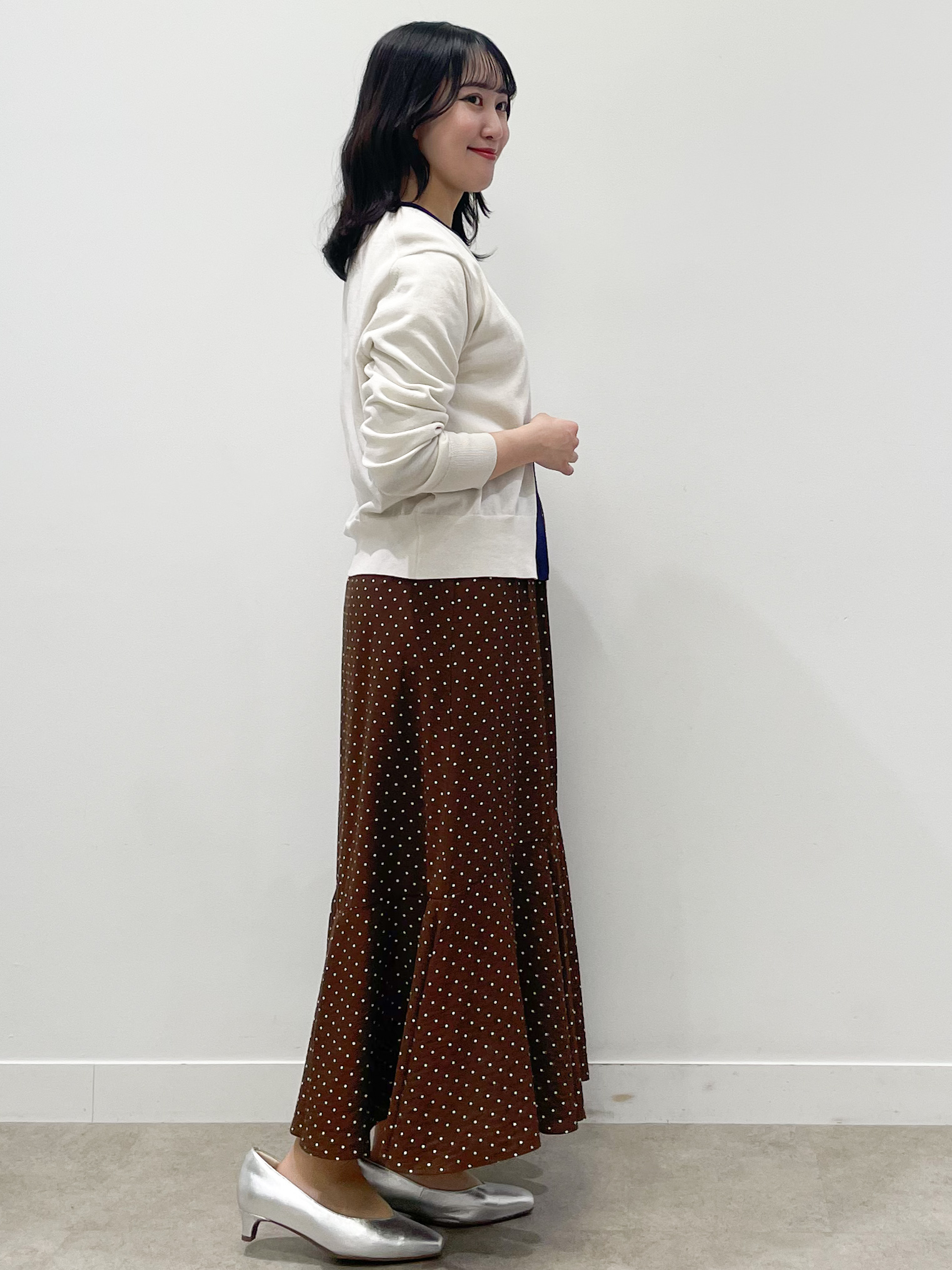 yukariさんの「Reflect｜【アンサンブル可】バイカラーカーディガン」を使ったコーディネート