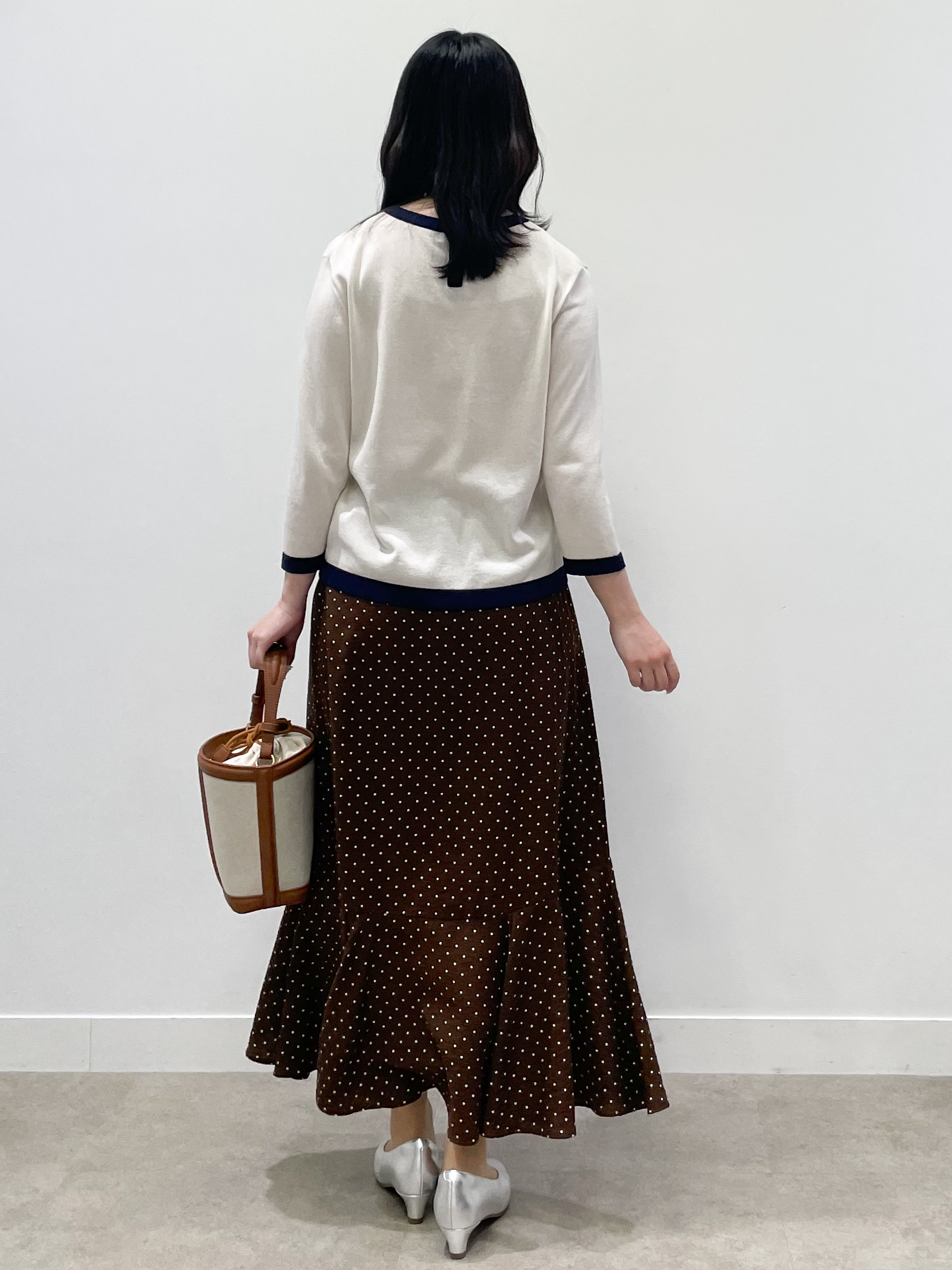yukariさんの「Reflect｜【アンサンブル可】バイカラーカーディガン」を使ったコーディネート