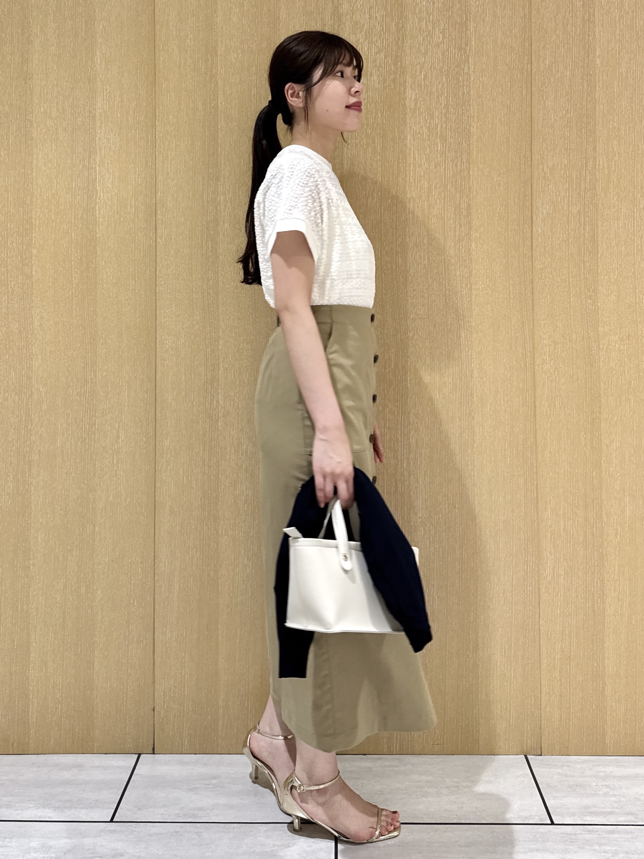 nanaさんの「UNTITLED｜【アンサンブル可/洗える】クルーネックニットカーディガン」を使ったコーディネート