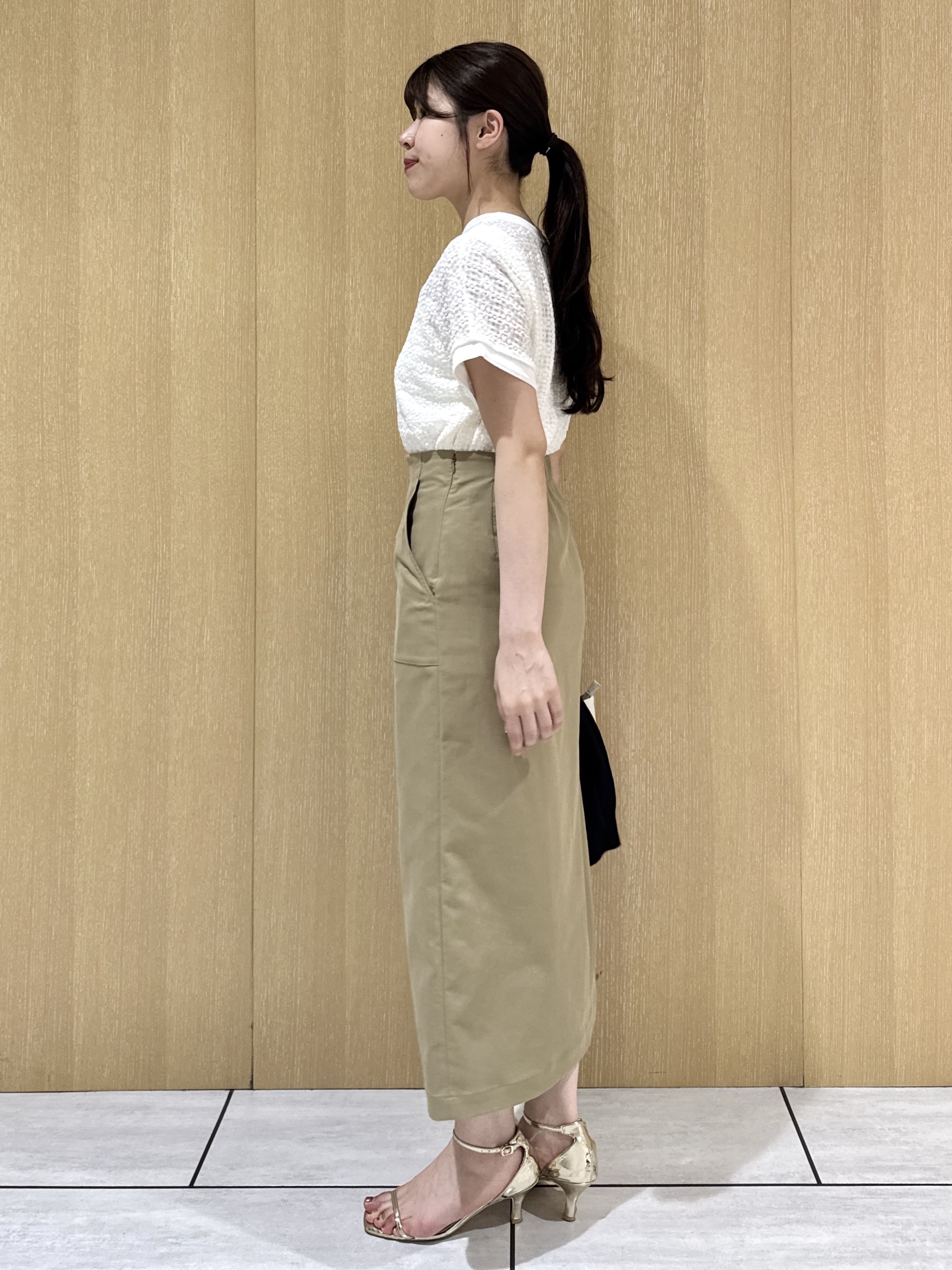 nanaさんの「UNTITLED｜【アンサンブル可/洗える】クルーネックニットカーディガン」を使ったコーディネート