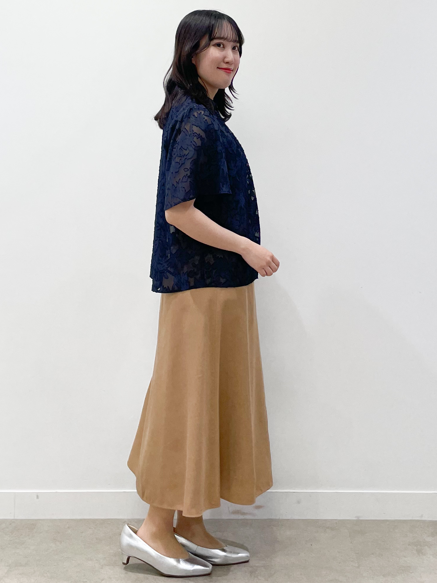 yukariさんの「Reflect｜【選べる2柄／セットアップ可】プチスタンドカラーブラウス」を使ったコーディネート