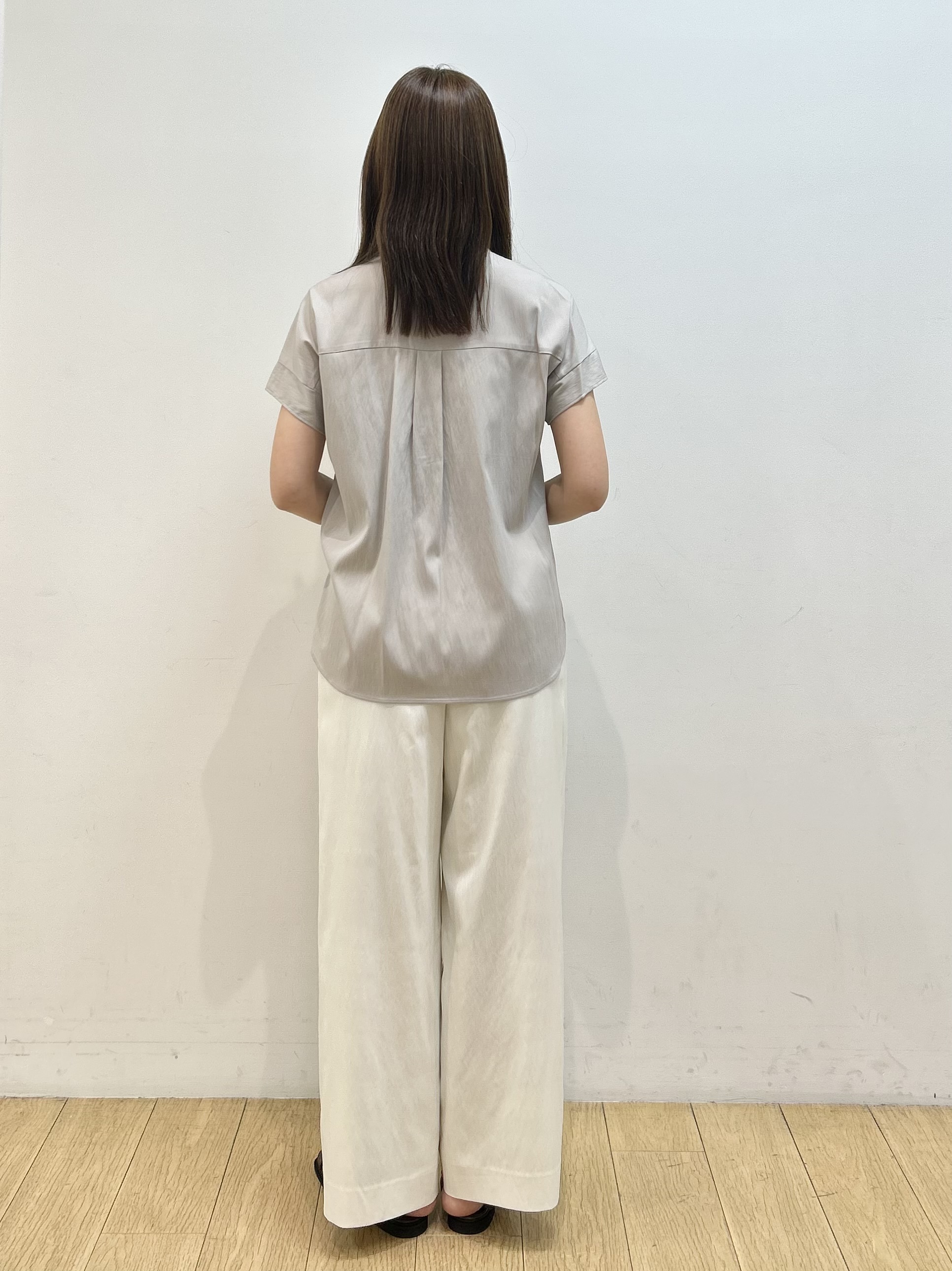 kozueさんの「INDIVI｜【洗える／SETUP可能】スキッパーブラウス」を使ったコーディネート