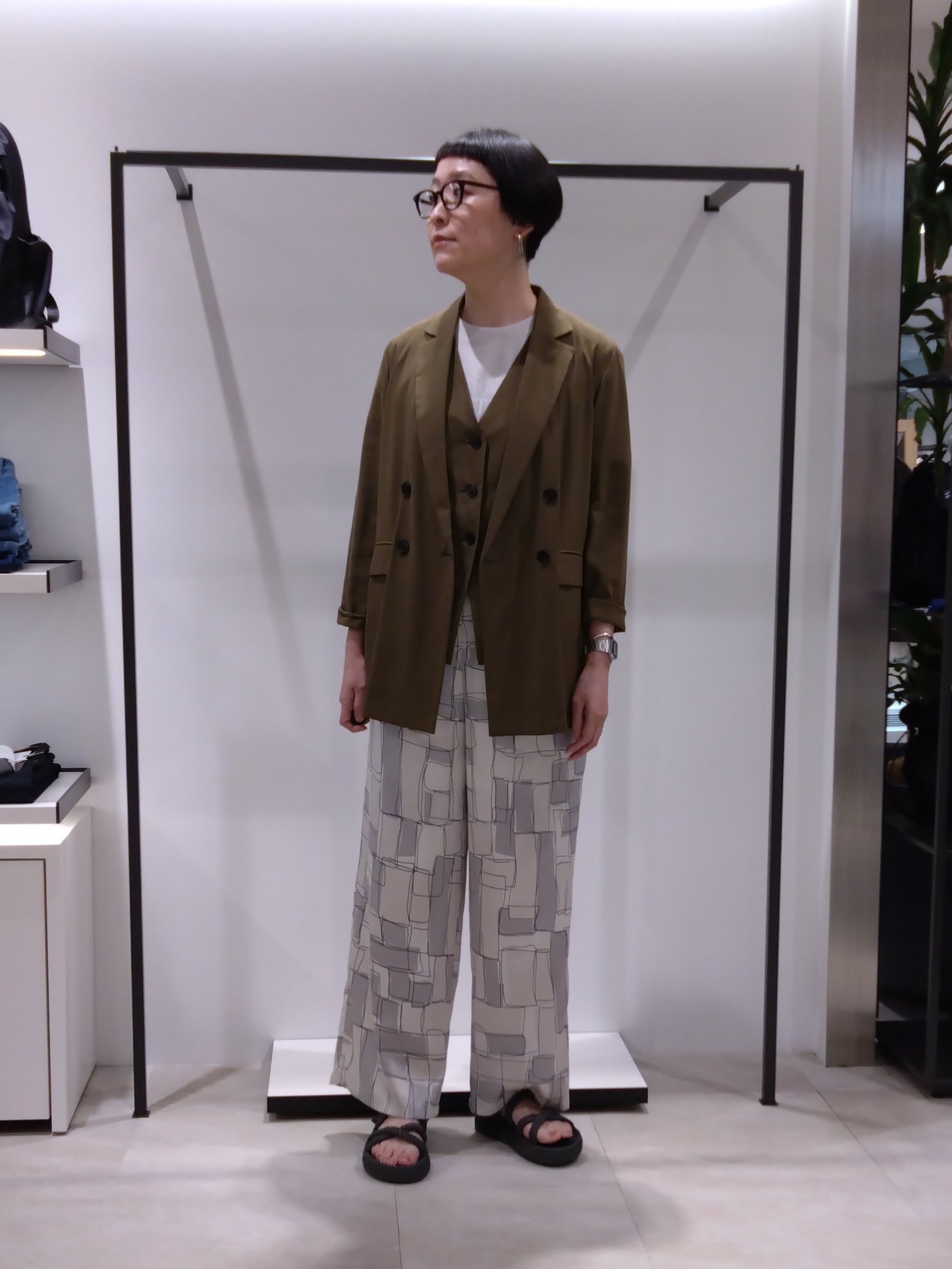 まちこさんの「UNTITLED｜【セットアップ可/接触冷感/通気性】ドライシアーダブルジャケット」を使ったコーディネート
