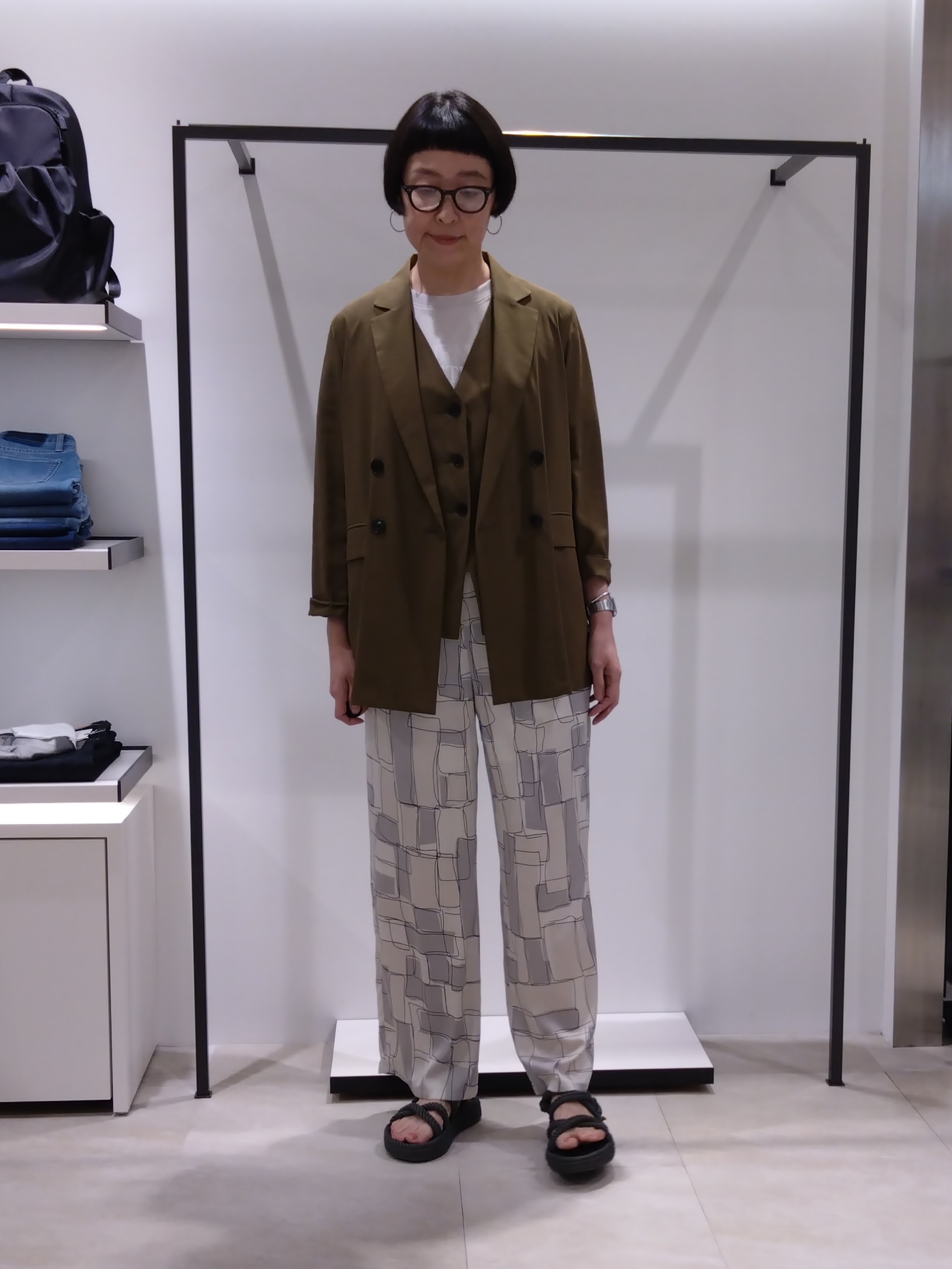 まちこさんの「UNTITLED｜【セットアップ可/接触冷感/通気性】ドライシアーダブルジャケット」を使ったコーディネート