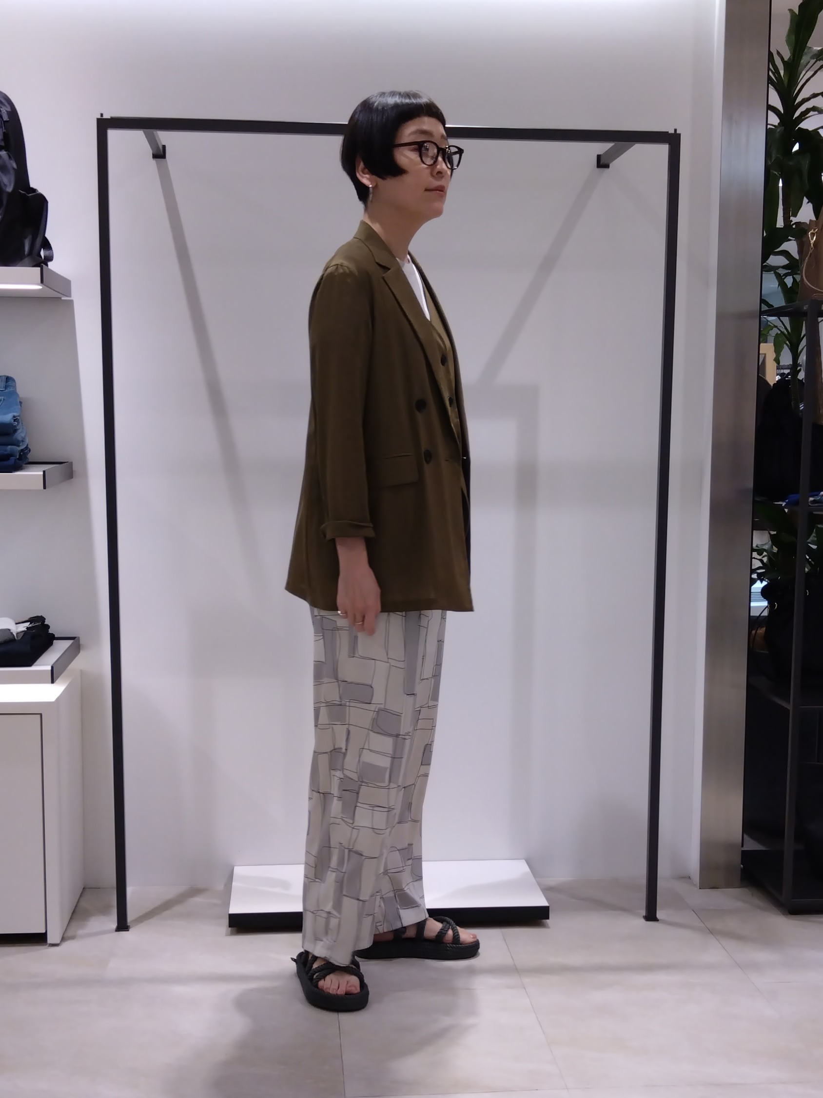 まちこさんの「UNTITLED｜【セットアップ可/接触冷感/通気性】ドライシアーダブルジャケット」を使ったコーディネート