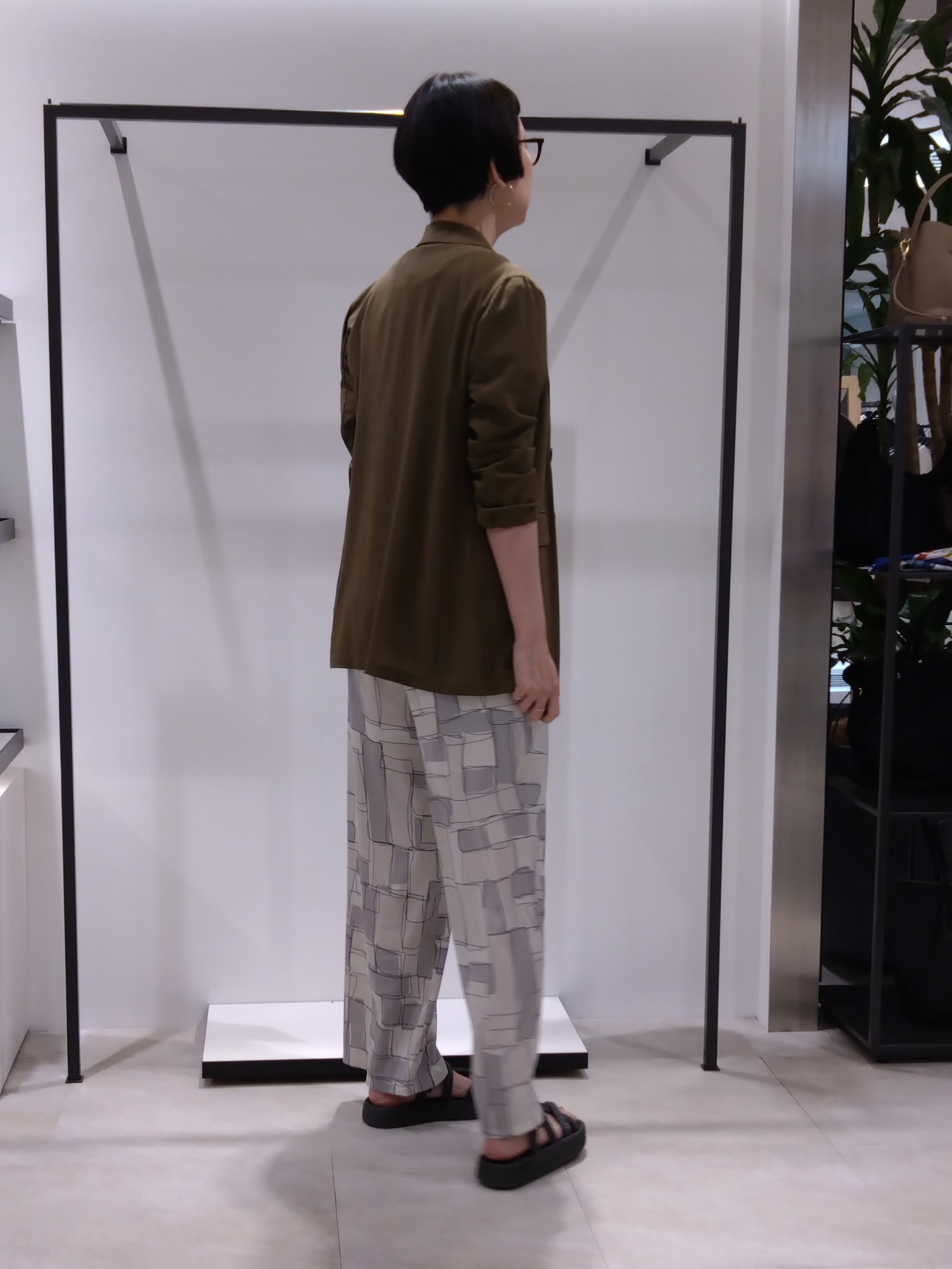 まちこさんの「UNTITLED｜【セットアップ可/接触冷感/通気性】ドライシアーダブルジャケット」を使ったコーディネート