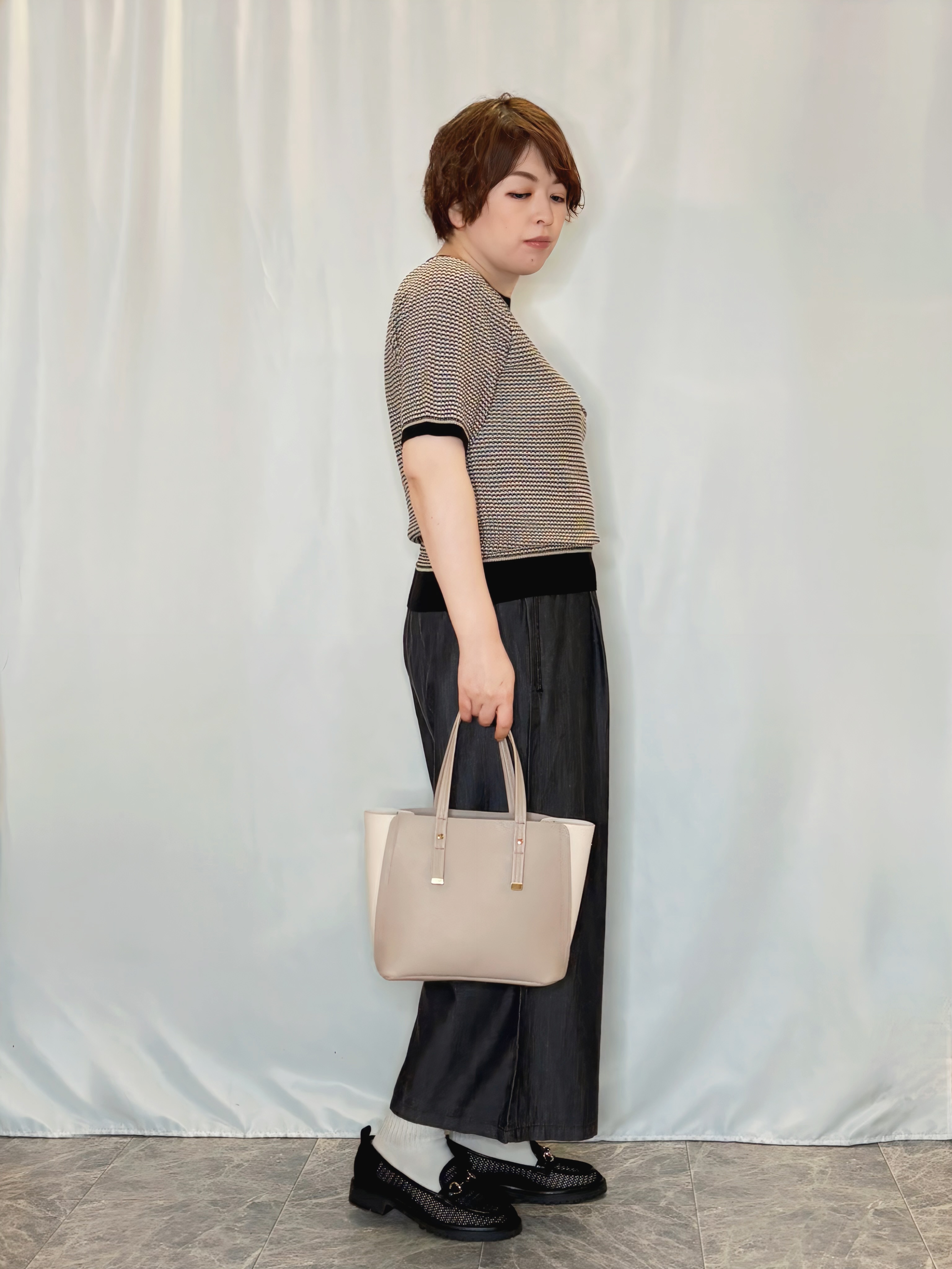 たみさんの「SHOO･LA･RUE｜【洗濯機可/S-LL】金ボタンが上品 カノコ編み配色クルーネックニット」を使ったコーディネート
