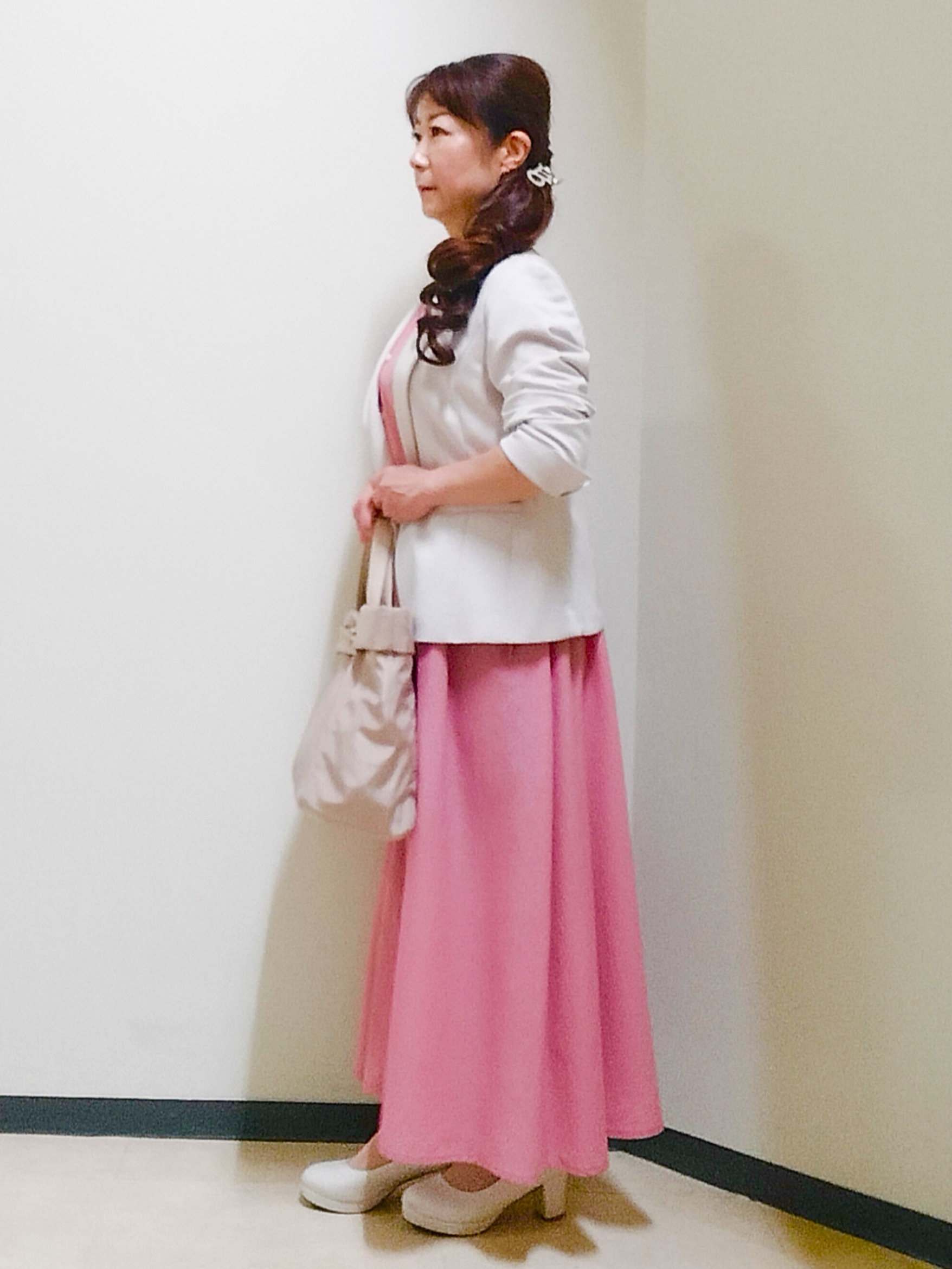 花さんの「Reflect｜【通気性あり／涼しい／マシンウォッシャブル】フロントボタンワンピース」を使ったコーディネート