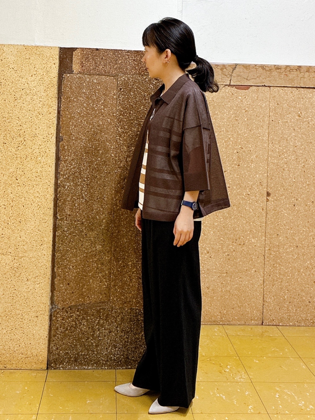 hattoriさんの「INDIVI｜【褒められパンツ／洗える／ウエストゴム】ワイドタックパンツ」を使ったコーディネート