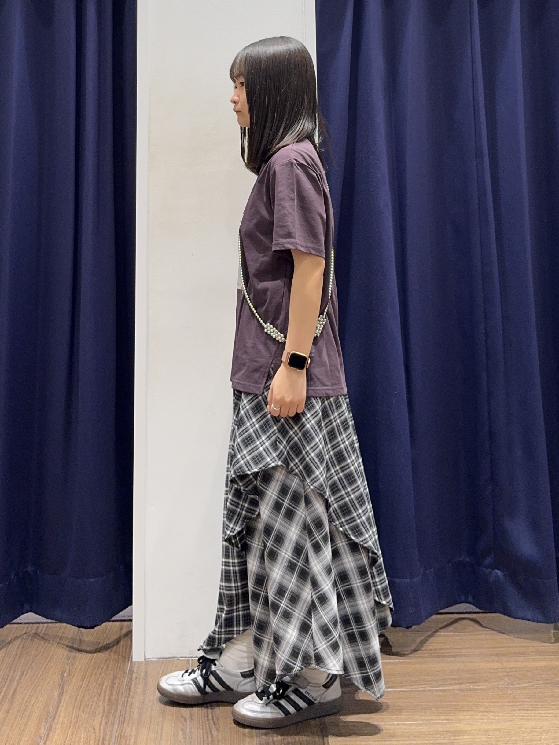 cherryさんの「THE SHOP TK｜【ひんやりさらさら】ロゴアソートクルーネックTシャツ」を使ったコーディネート