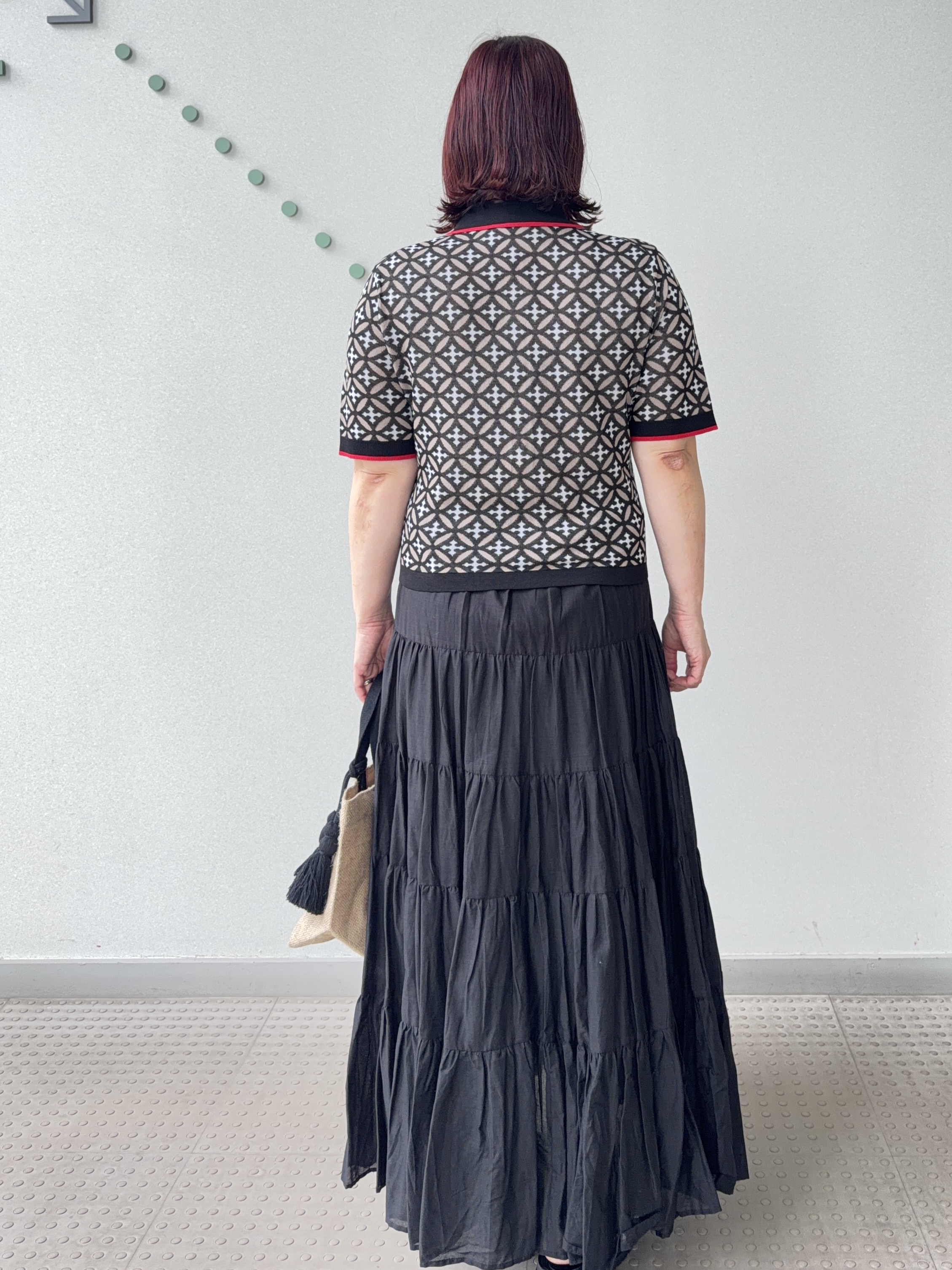 Asamiさんの「DRESSTERIOR｜オーバーラップサークルニットシャツカーデ」を使ったコーディネート