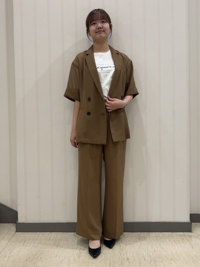 ちひさんの「INDIVI｜【洗える／メッシュ素材／SETUP可能】半袖シアージャケット」を使ったコーディネート
