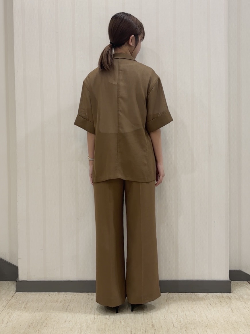 ちひさんの「INDIVI｜【洗える／メッシュ素材／SETUP可能】半袖シアージャケット」を使ったコーディネート