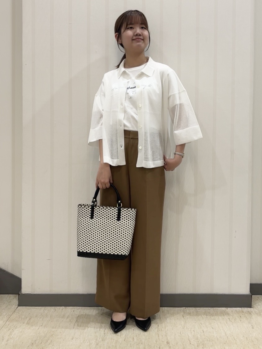 ちひさんの「INDIVI｜【洗える／メッシュ素材／SETUP可能】ワイドパンツ」を使ったコーディネート