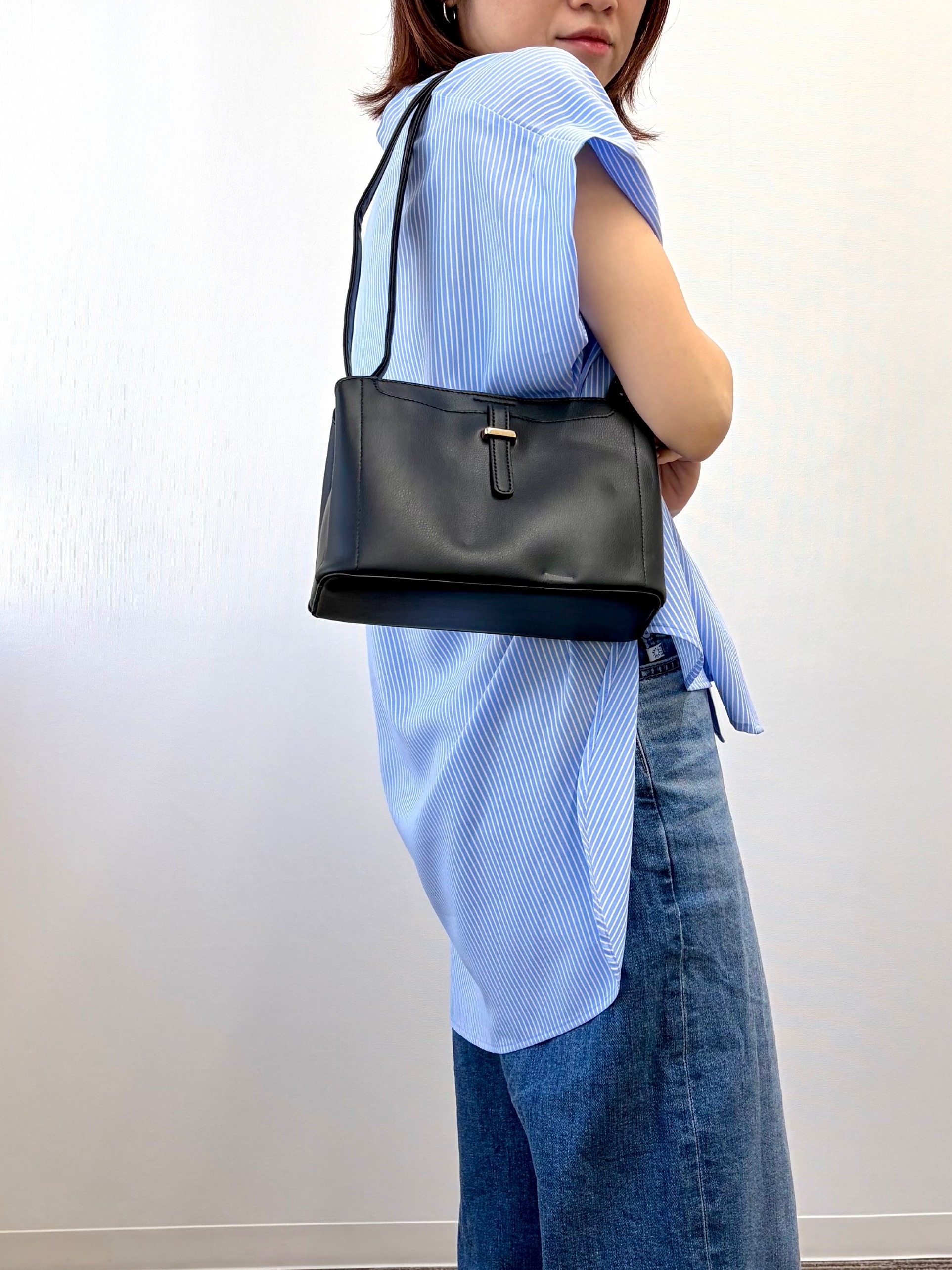 saoriさんの「【接触冷感】肩タックストライプブラウス」を使ったコーディネート