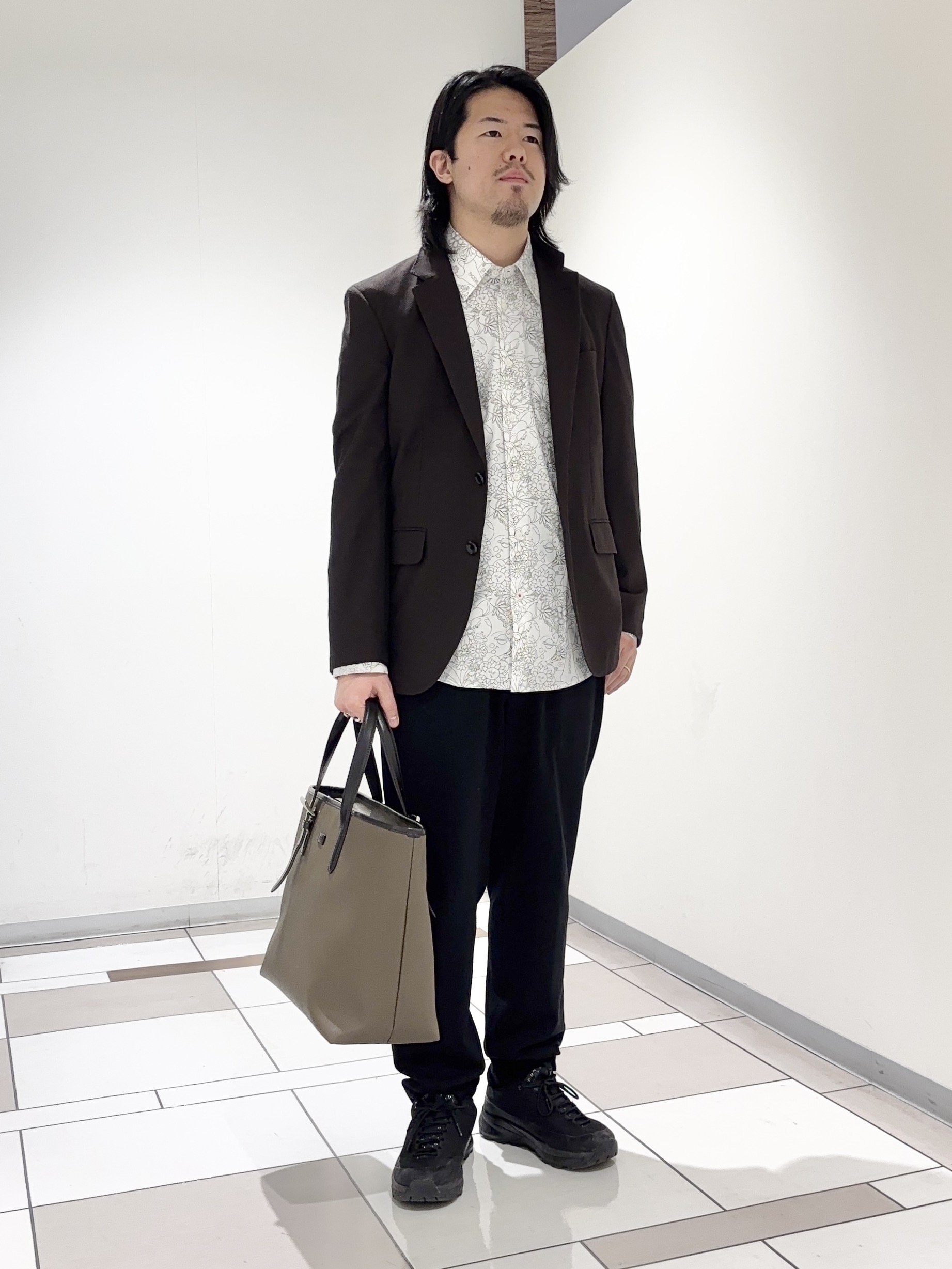 及川さんの「TAKEO KIKUCHI｜【抗菌防臭】CALCULO（R）ジャージ ジャケット」を使ったコーディネート