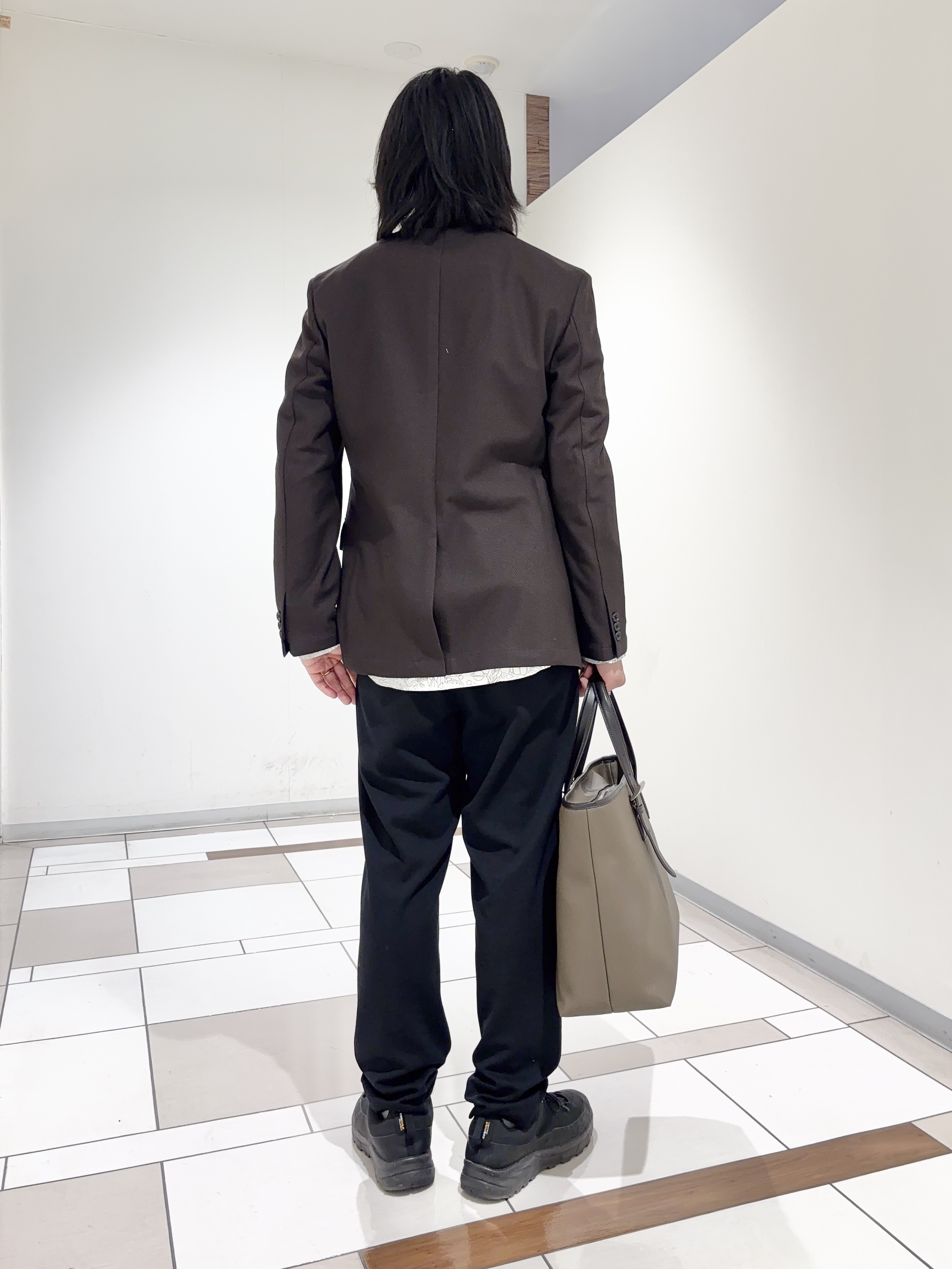 及川さんの「TAKEO KIKUCHI｜【抗菌防臭】CALCULO（R）ジャージ ジャケット」を使ったコーディネート