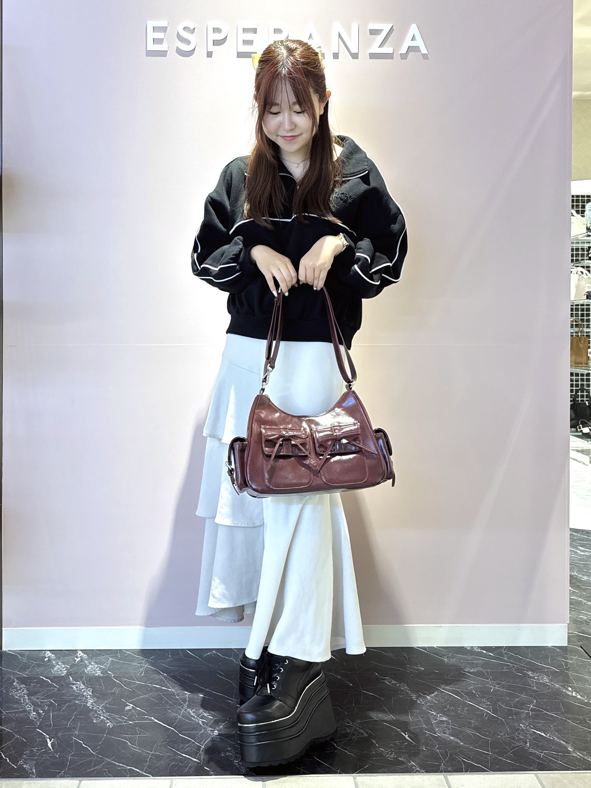 neinaさんの「ESPERANZA｜超厚底ボリュームスニーカー」を使ったコーディネート