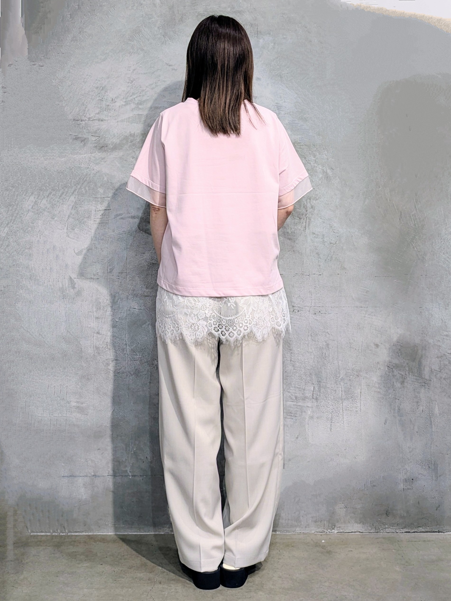  E.Yさんの「THE SHOP TK｜【M-XL/ひんやり】上品な透け感 袖口シアーTシャツ」を使ったコーディネート