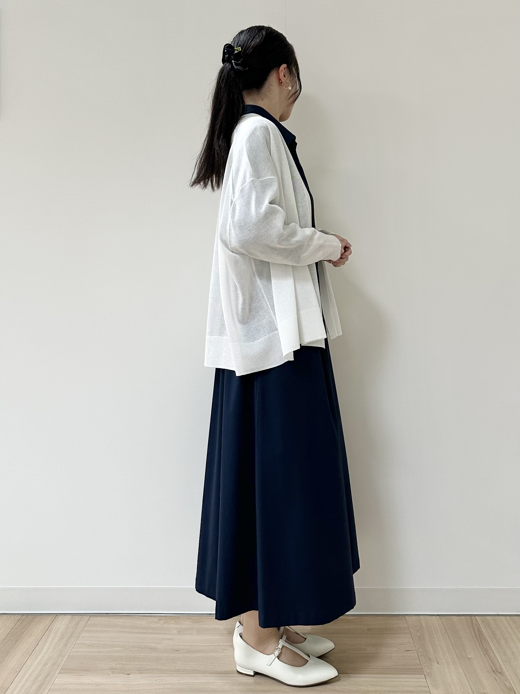 Momoさんの「Reflect｜【冷房対策に◎】すっきり見え着流しカーディガン」を使ったコーディネート