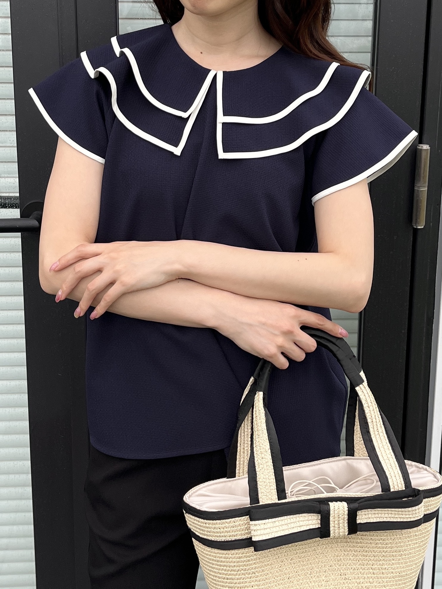 はばさんの「Couture brooch｜【洗濯機可】マリンカラー ブラウス」を使ったコーディネート