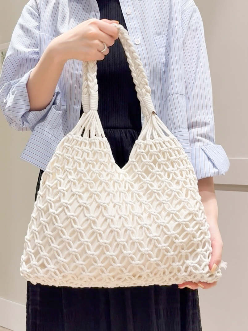 Mayuさんの「grove｜【貴島明日香さん着用／イージーケア／接触冷感】麻混クロップドシャツ」を使ったコーディネート