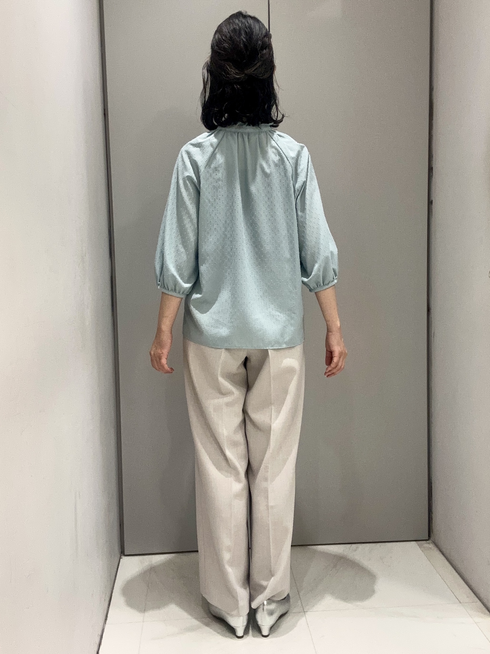 Kouさんの「Reflect｜フロントボタンデザインブラウス」を使ったコーディネート