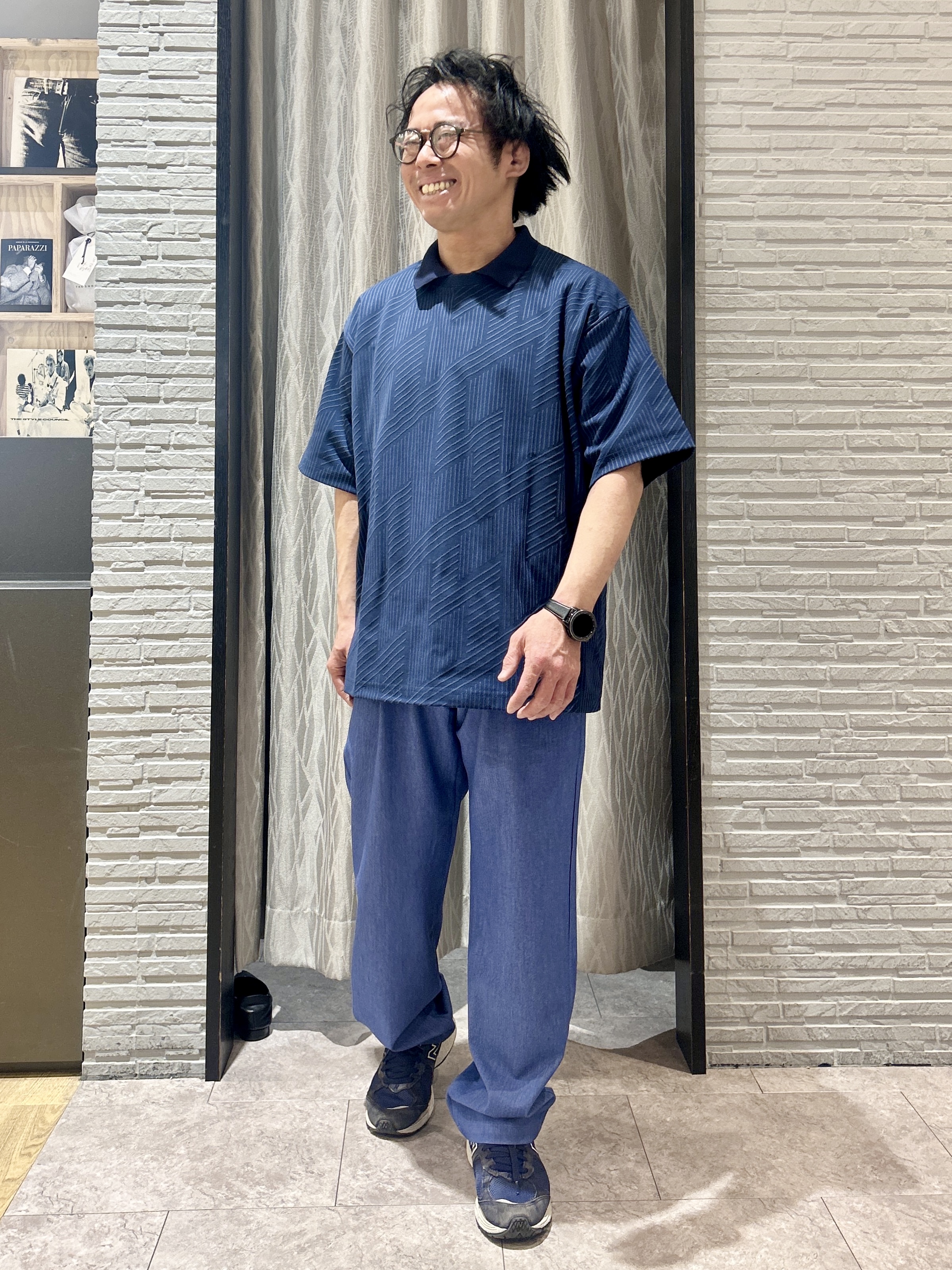 KENJI Iさんの「THE SHOP TK｜【無地だと少し物足りないという方へ】ジオメトリック柄 半袖Tシャツ 洗濯機OK」を使ったコーディネート