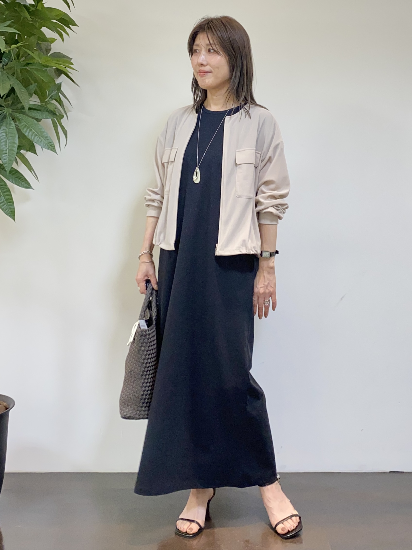 tomoさんの「UNTITLED｜【古畑星夏さん着用/洗える】シアーブルゾン」を使ったコーディネート