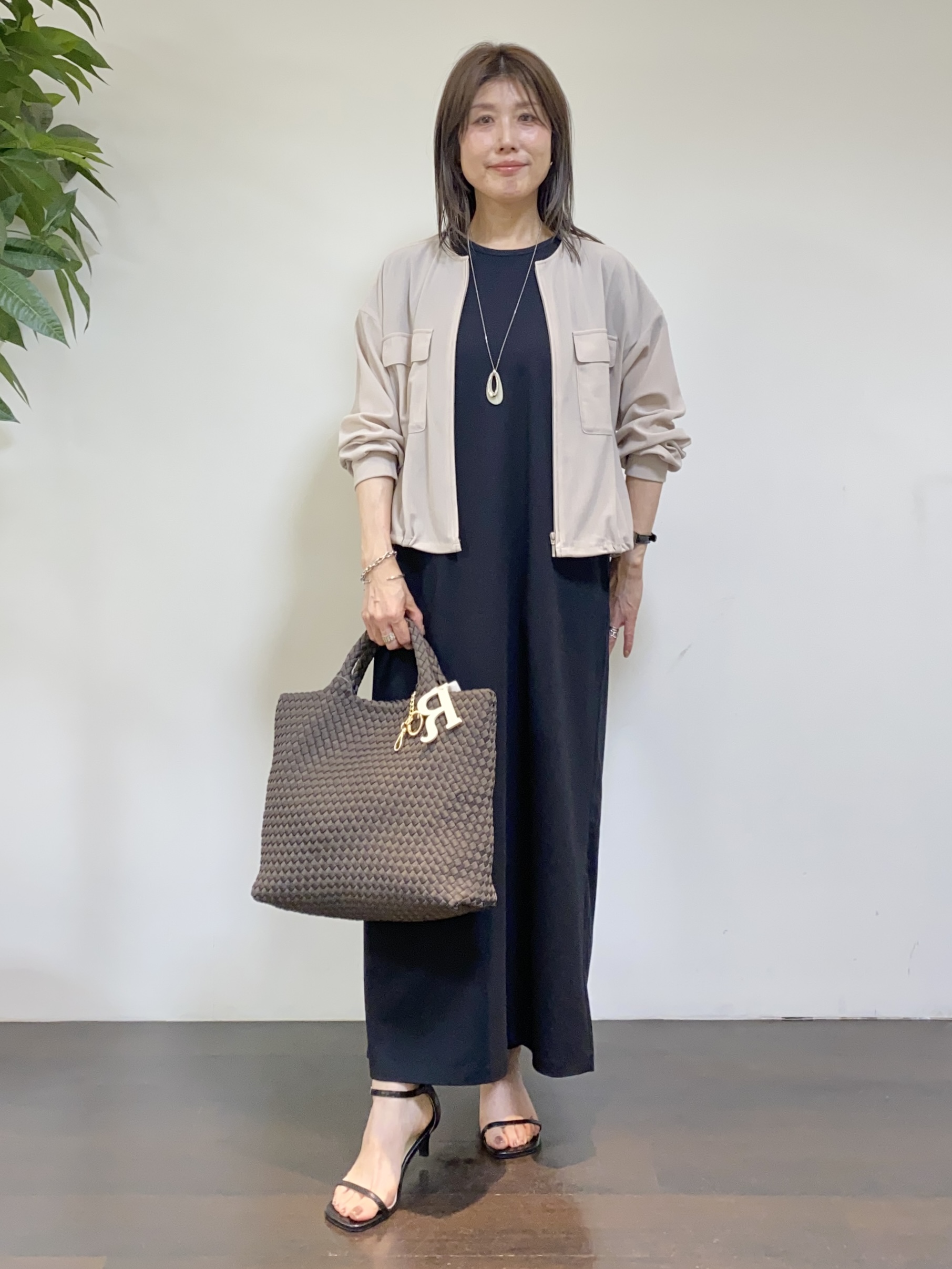 tomoさんの「UNTITLED｜【古畑星夏さん着用/洗える】シアーブルゾン」を使ったコーディネート