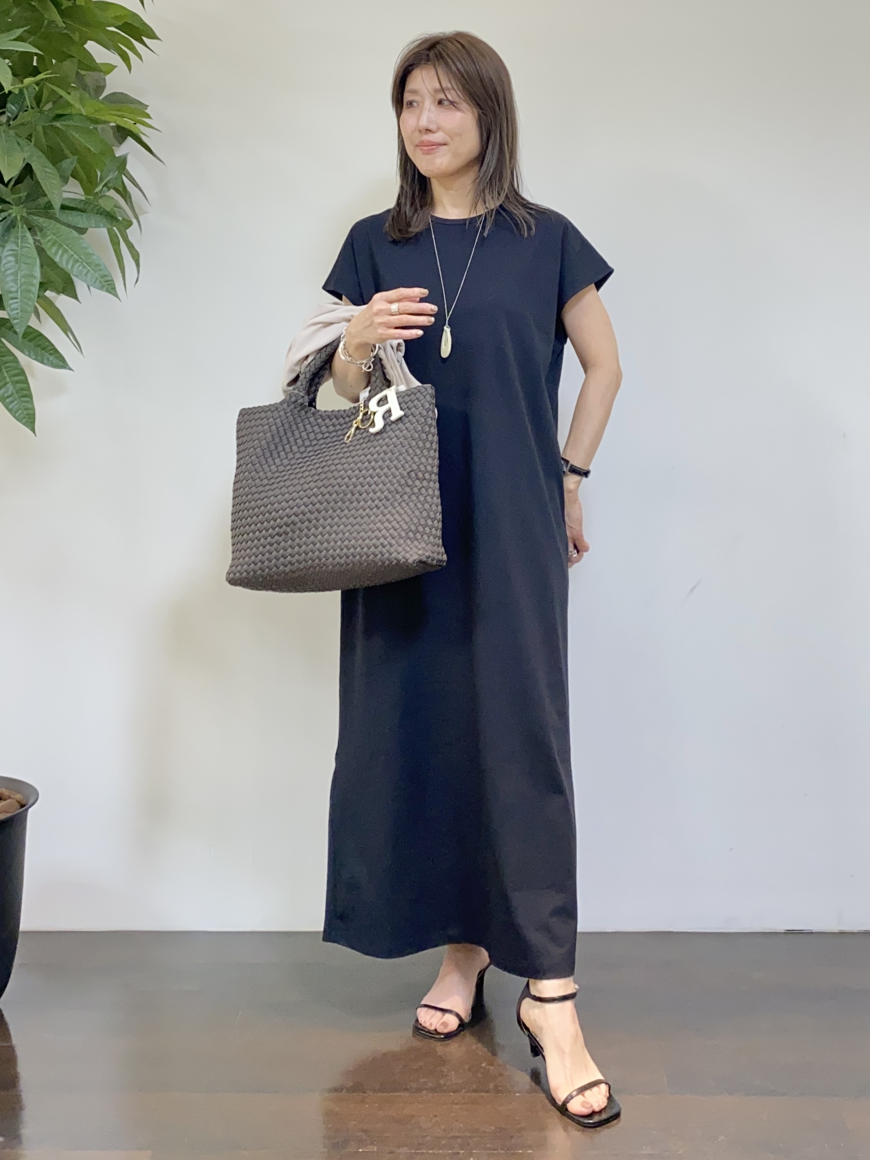 tomoさんの「UNTITLED｜【古畑星夏さん着用/洗える】シアーブルゾン」を使ったコーディネート