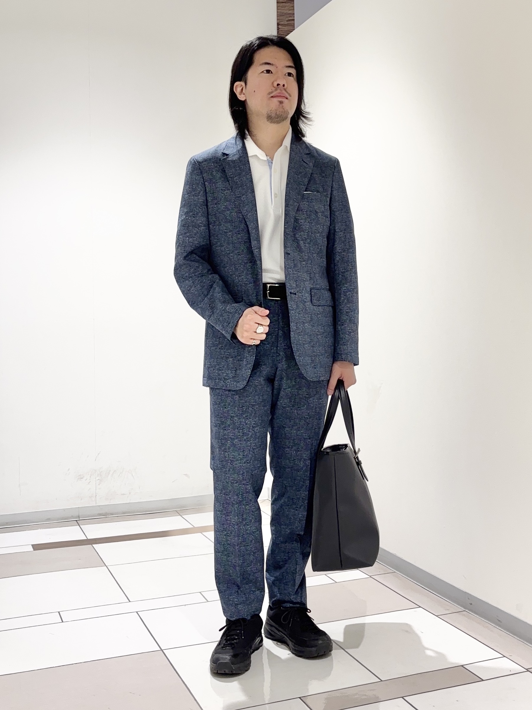 及川さんの「TAKEO KIKUCHI｜【抗菌防臭】COOL DOTS（R）ドビープリント ジャケット」を使ったコーディネート