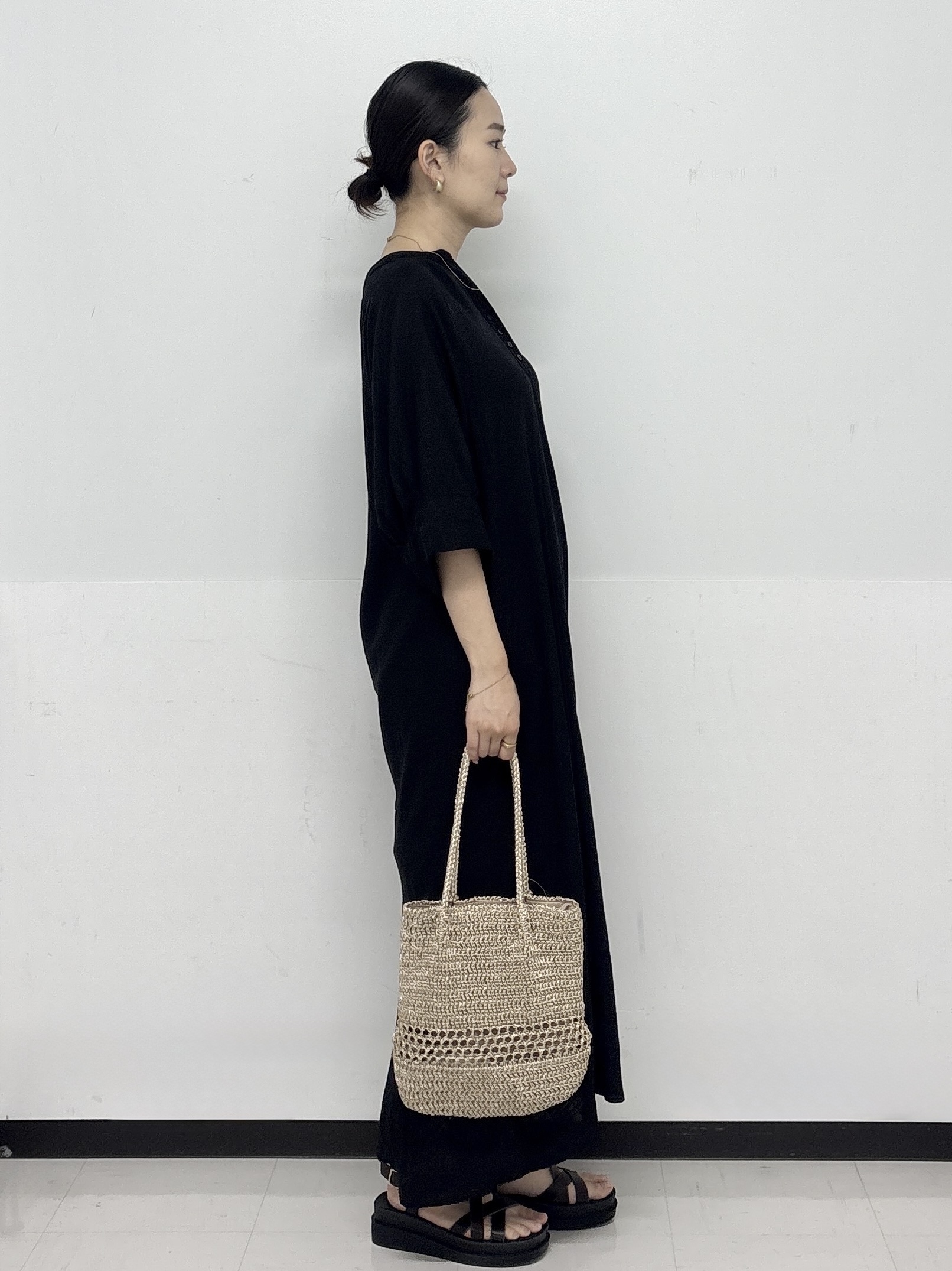 Hazukiさんの「OPAQUE.CLIP｜キーネックロングワンピース【洗える】」を使ったコーディネート