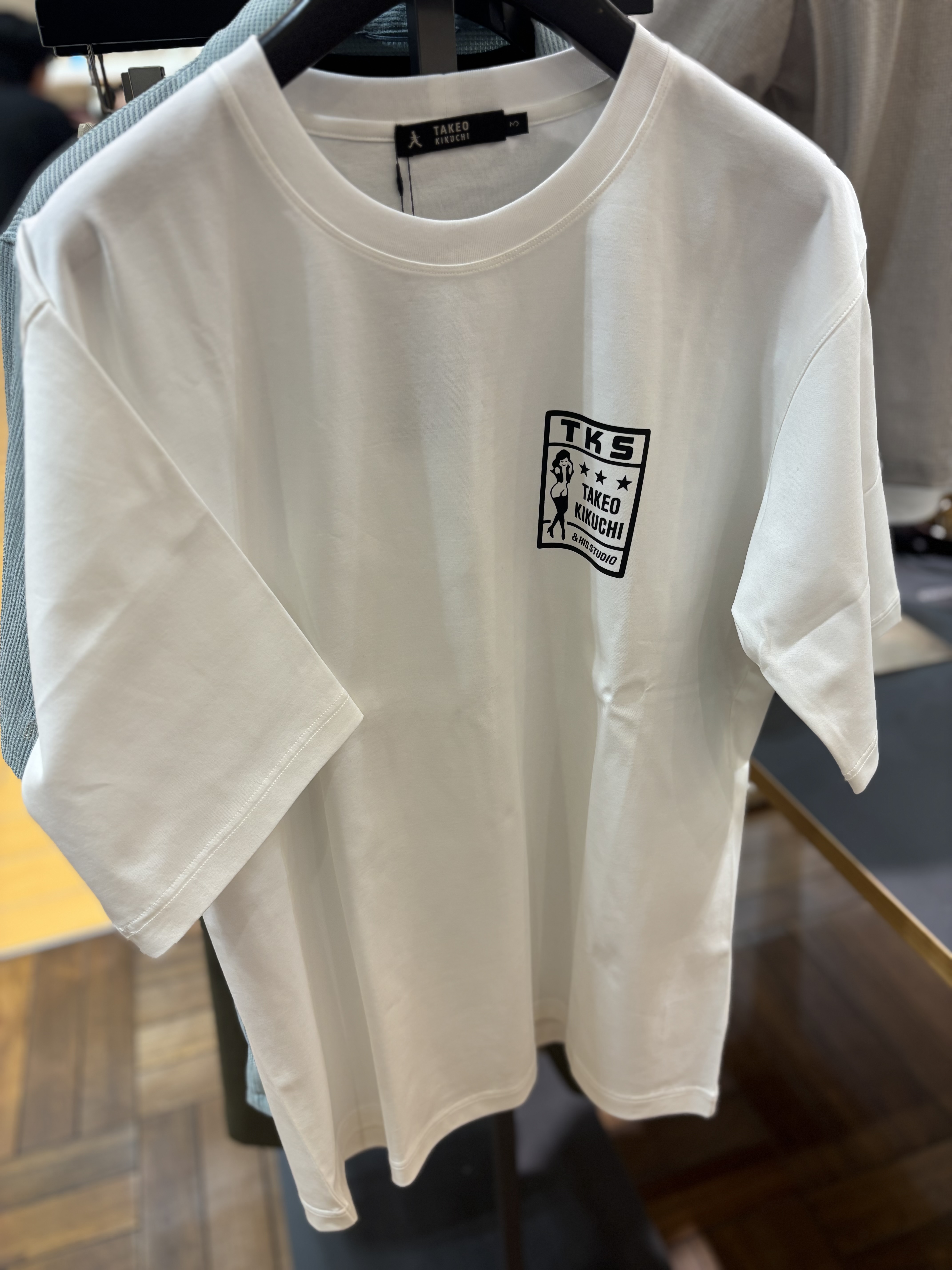 ヒナさんの「TAKEO KIKUCHI｜【BOWLER HAT LABEL】アイスクリアコットン ピンナップガール 半袖Tシャツ」を使ったコーディネート