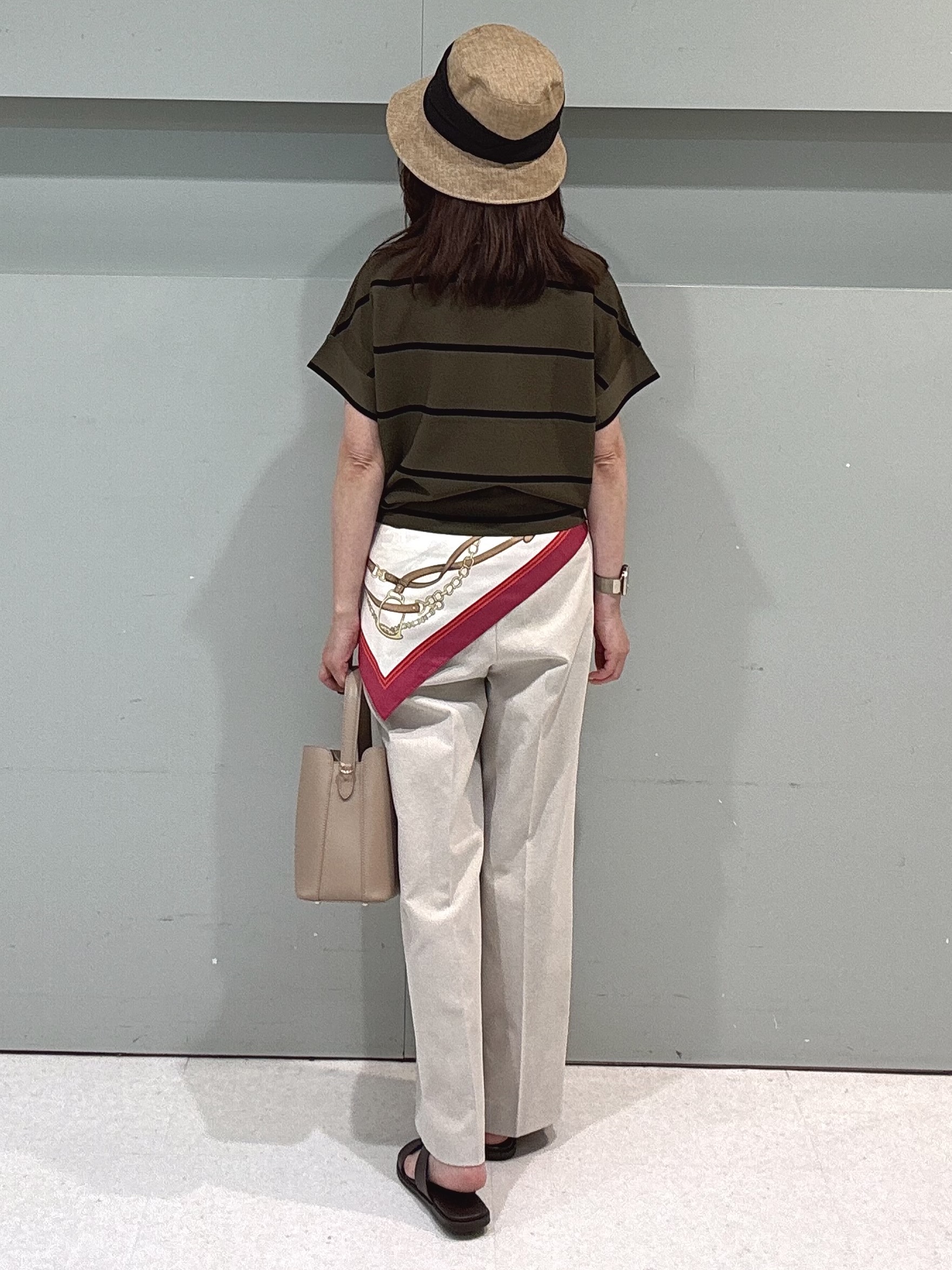 makiさんの「UNTITLED｜【11色展開/体型カバー】前後2WAYフレンチスリーブニット」を使ったコーディネート