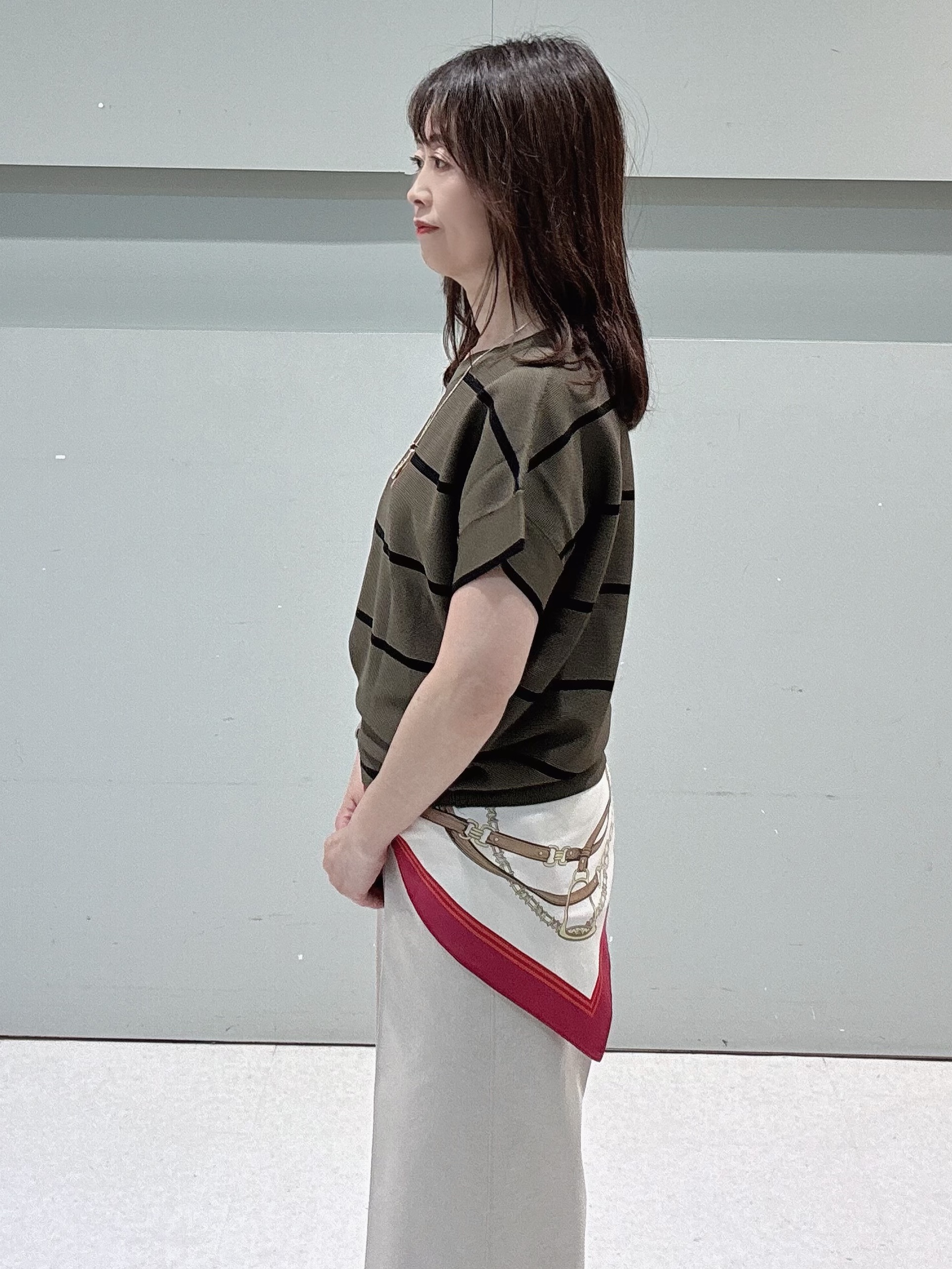 makiさんの「UNTITLED｜【11色展開/体型カバー】前後2WAYフレンチスリーブニット」を使ったコーディネート