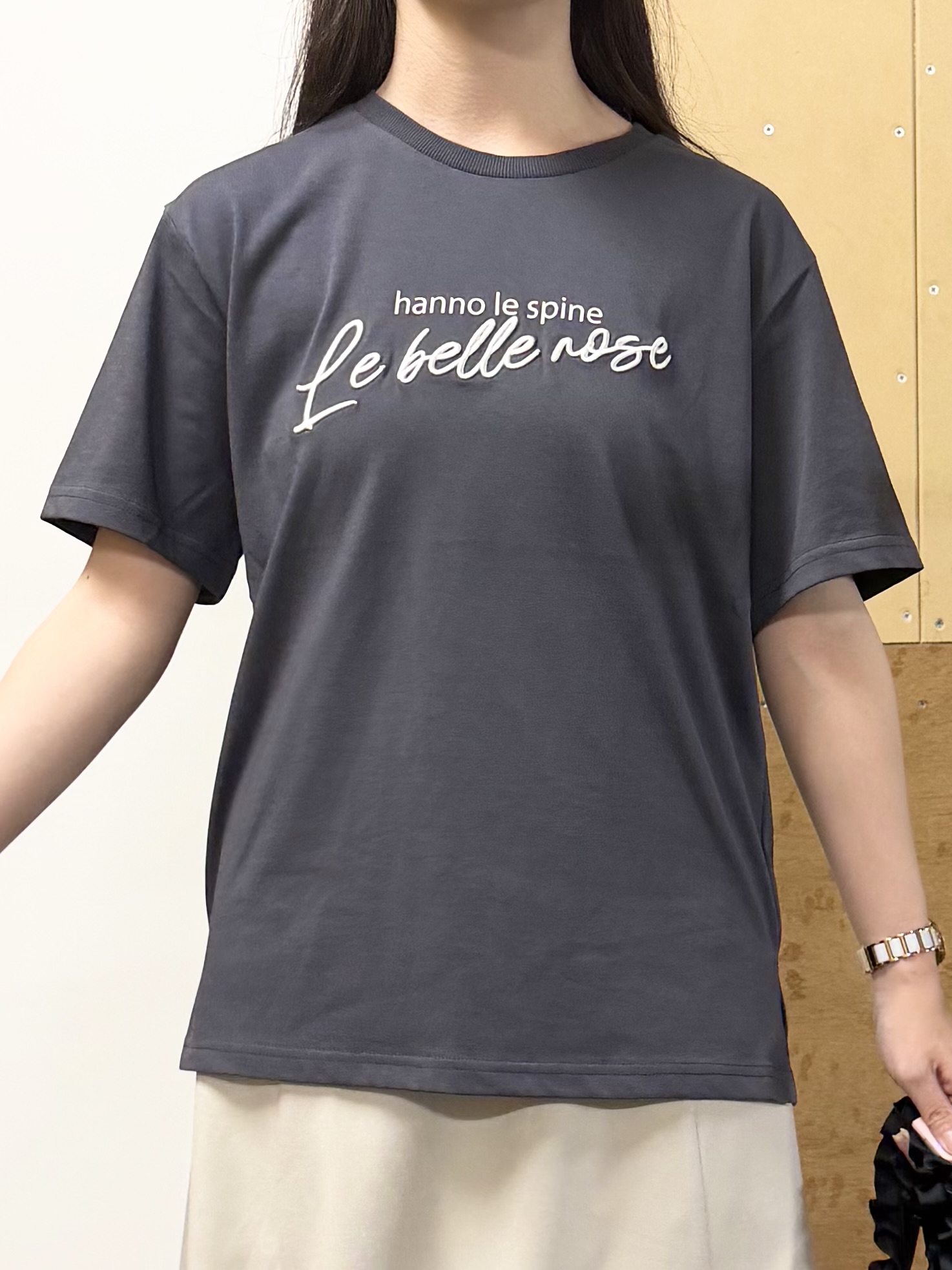 sahoさんの「THE SHOP TK｜【ひんやりさらさら】ロゴアソートクルーネックTシャツ」を使ったコーディネート