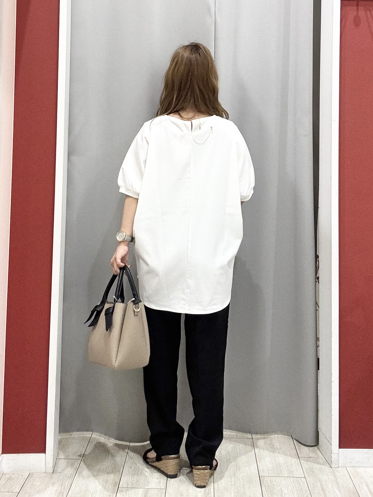 shioさんの「SHOO･LA･RUE｜【ひんやり/洗濯機可/S-LL】オンにもオフにも マルチに使えるボタンレスカーディガン」を使ったコーディネート