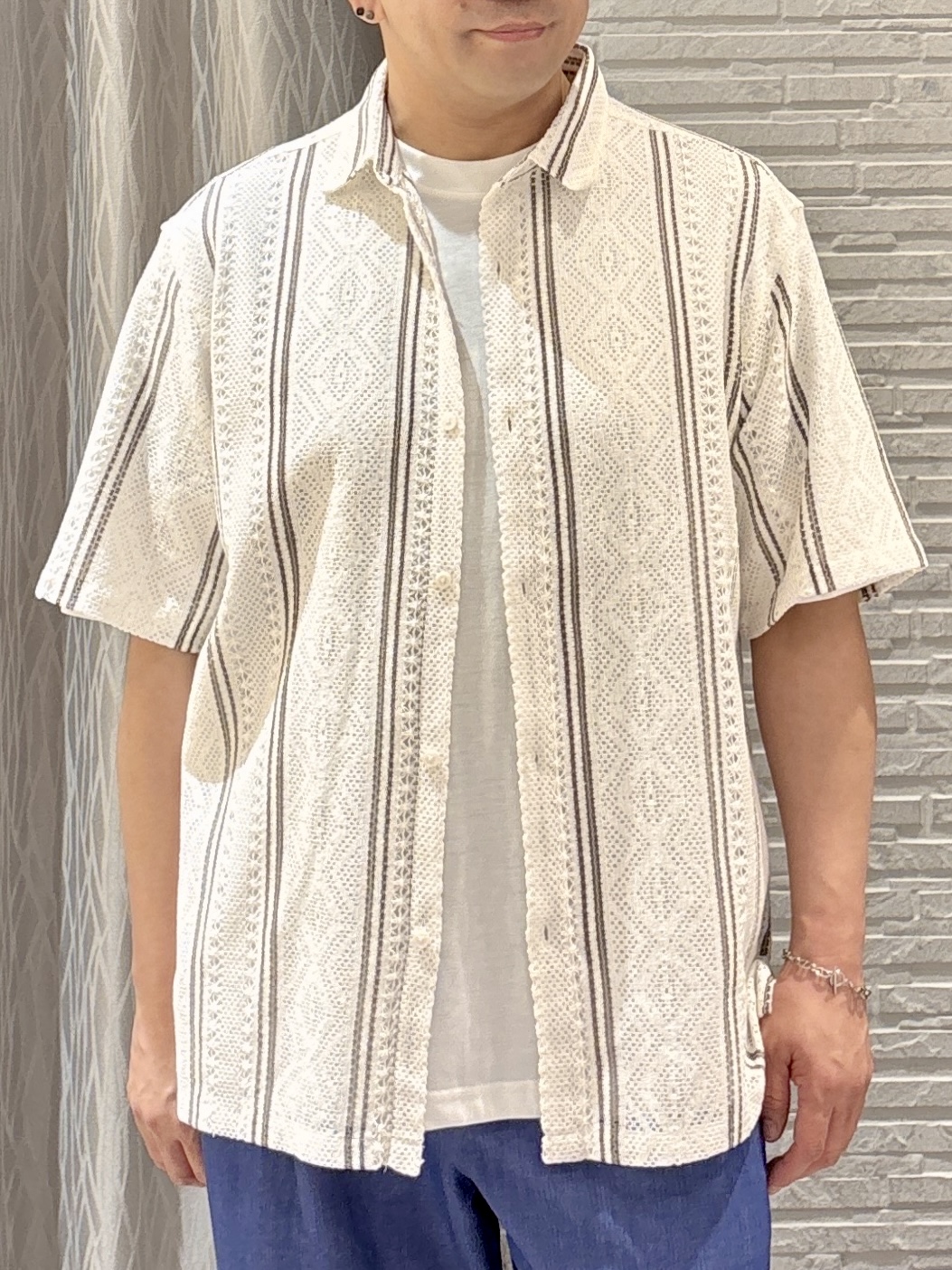 Pーyamaさんの「THE SHOP TK｜【2点セット】クラフトレース 半袖シャツ＋半袖Tシャツ」を使ったコーディネート